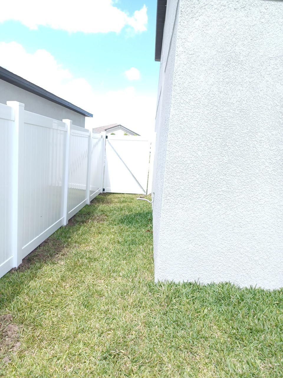 Riverview, FL 6ft. Tall White Vinyl Privacy Fence by Asap fence and gates, LLC