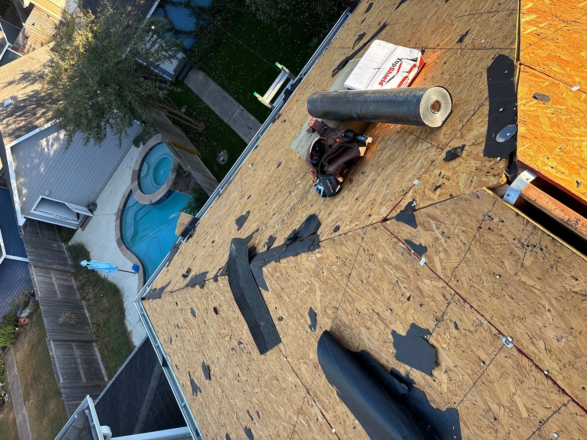 Residential Roofing Installation using Owen's Corning Duration (Lifetime) Shingles by Roof Repair Company
