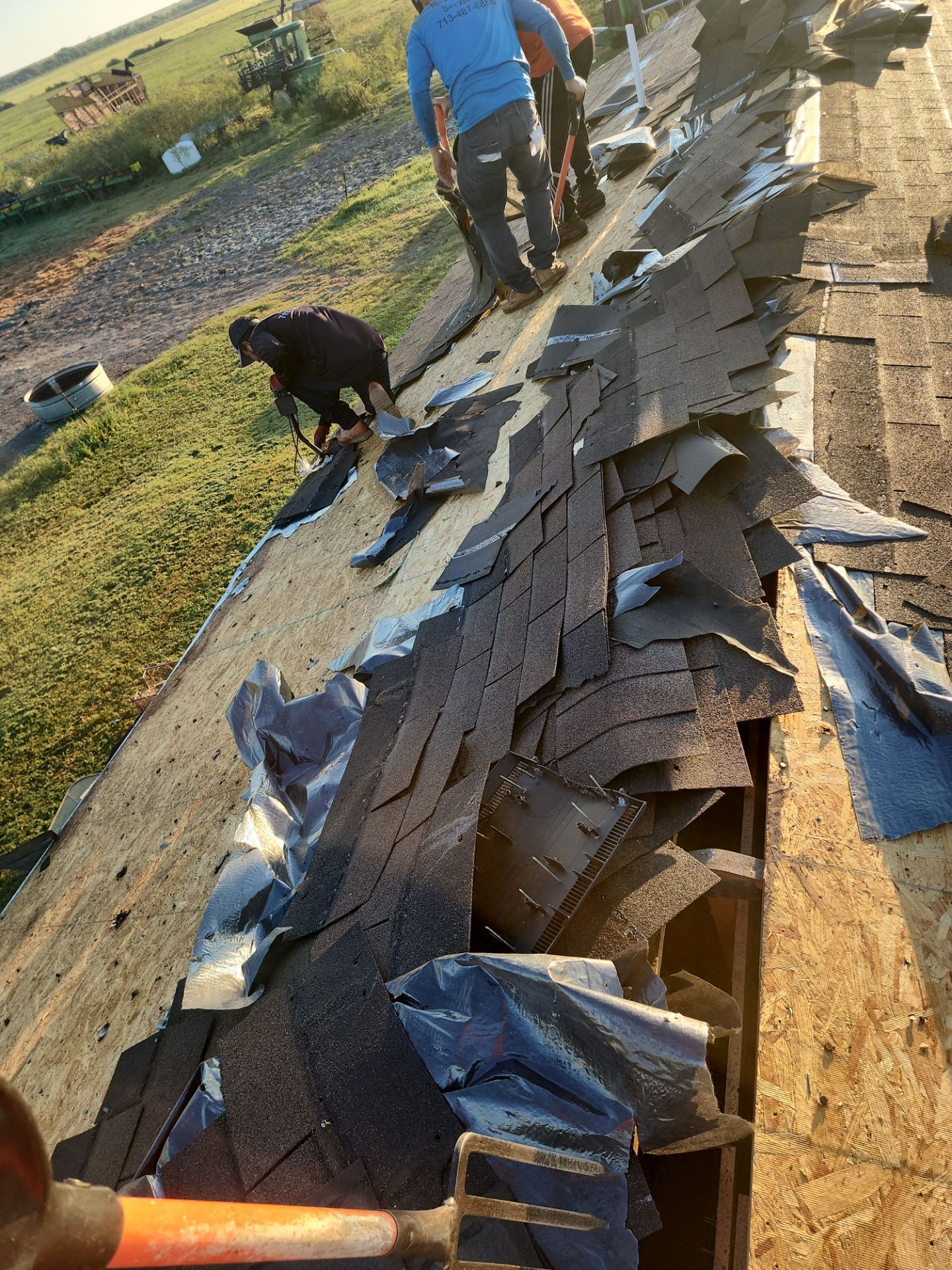 Residential Roofing Installation using Owen's Corning Duration (Lifetime) Shingles by Roof Repair Company