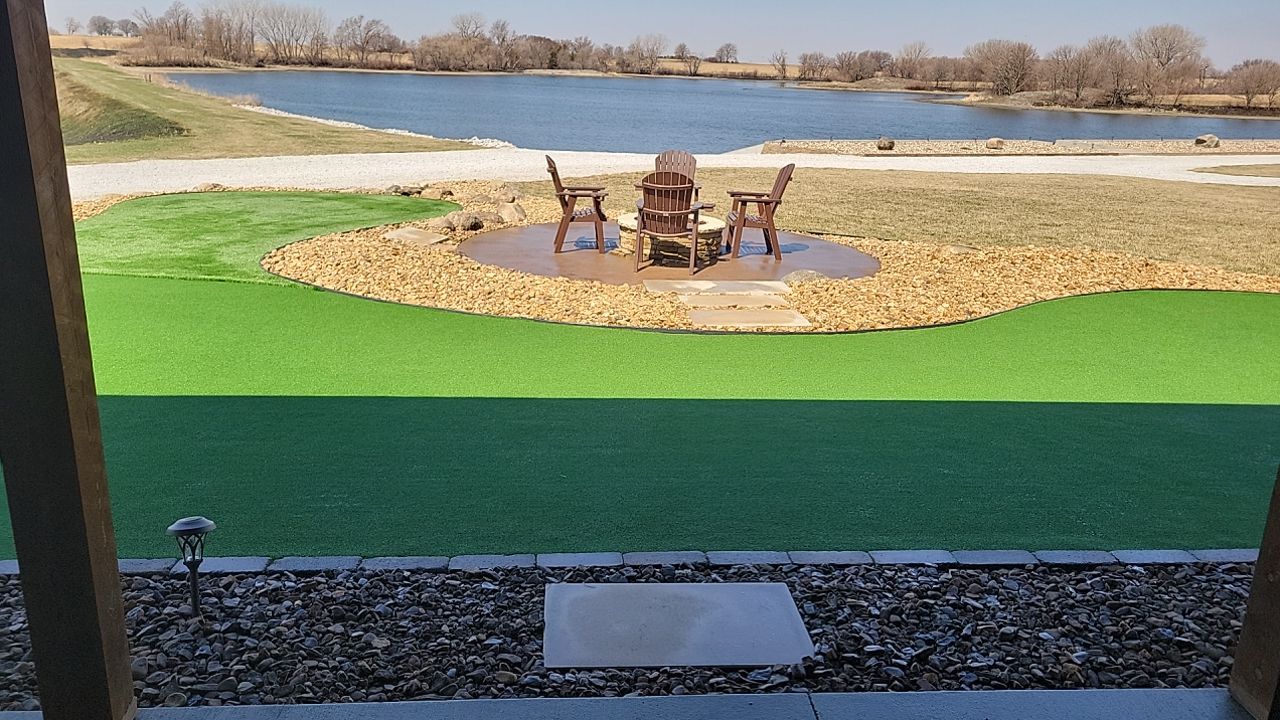 Putting Green / Driving Range / Entertaining space. by New Horizon Landscapes
