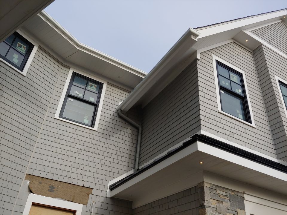 Swansea, MA Gutter Installation using 4x6 Fiberglass Gutter with PVC Bed Moulding by Gutter Pro Enterprises