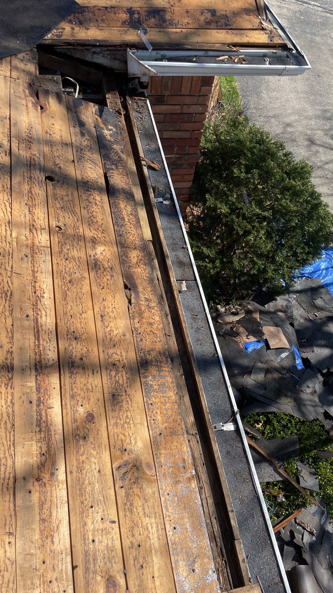 Roof Replacement using CertainTeed Landmark by 180 Contractors