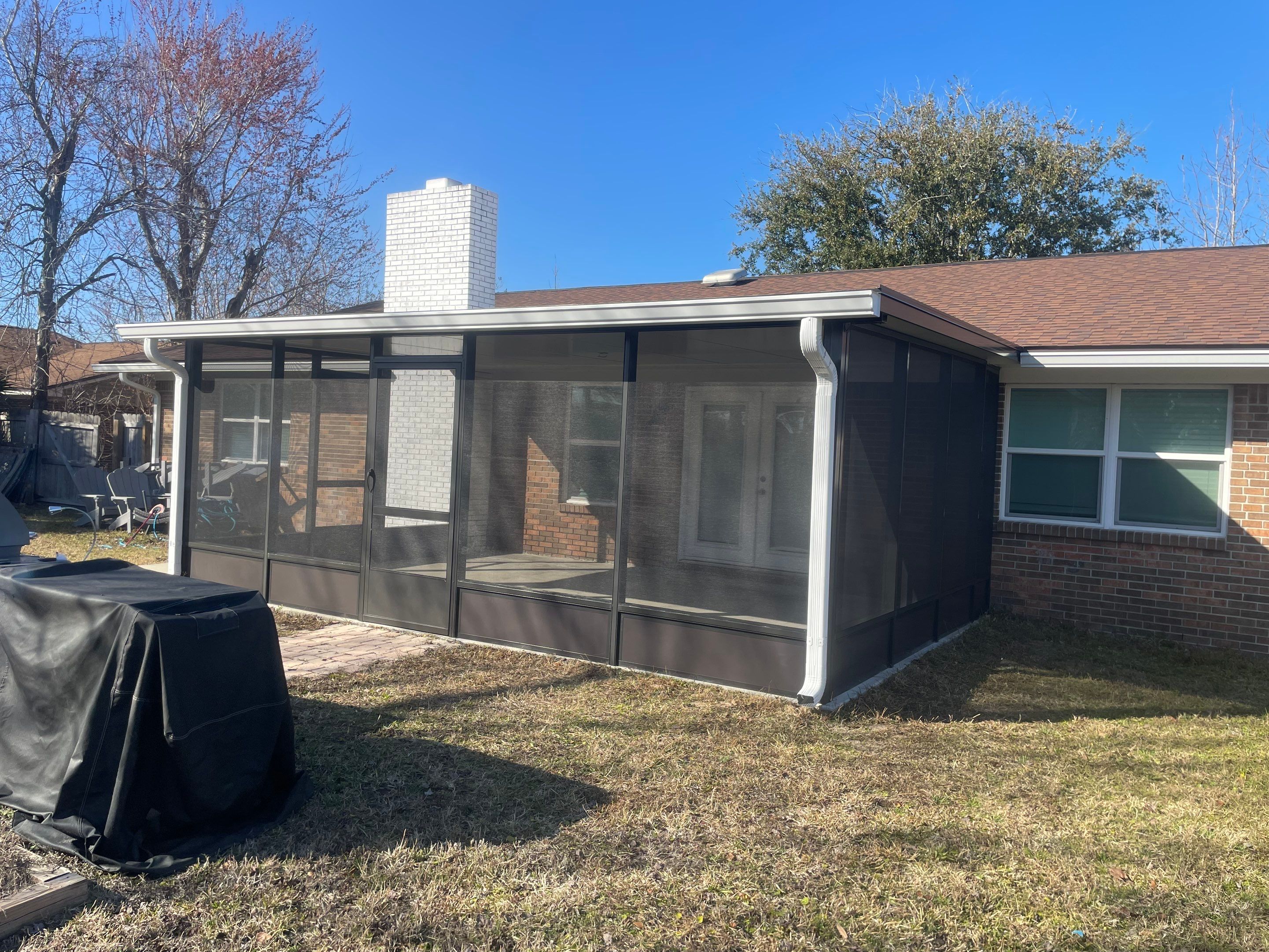 Screen Room using Colorbeam in Lynn Haven by Titan Sunrooms