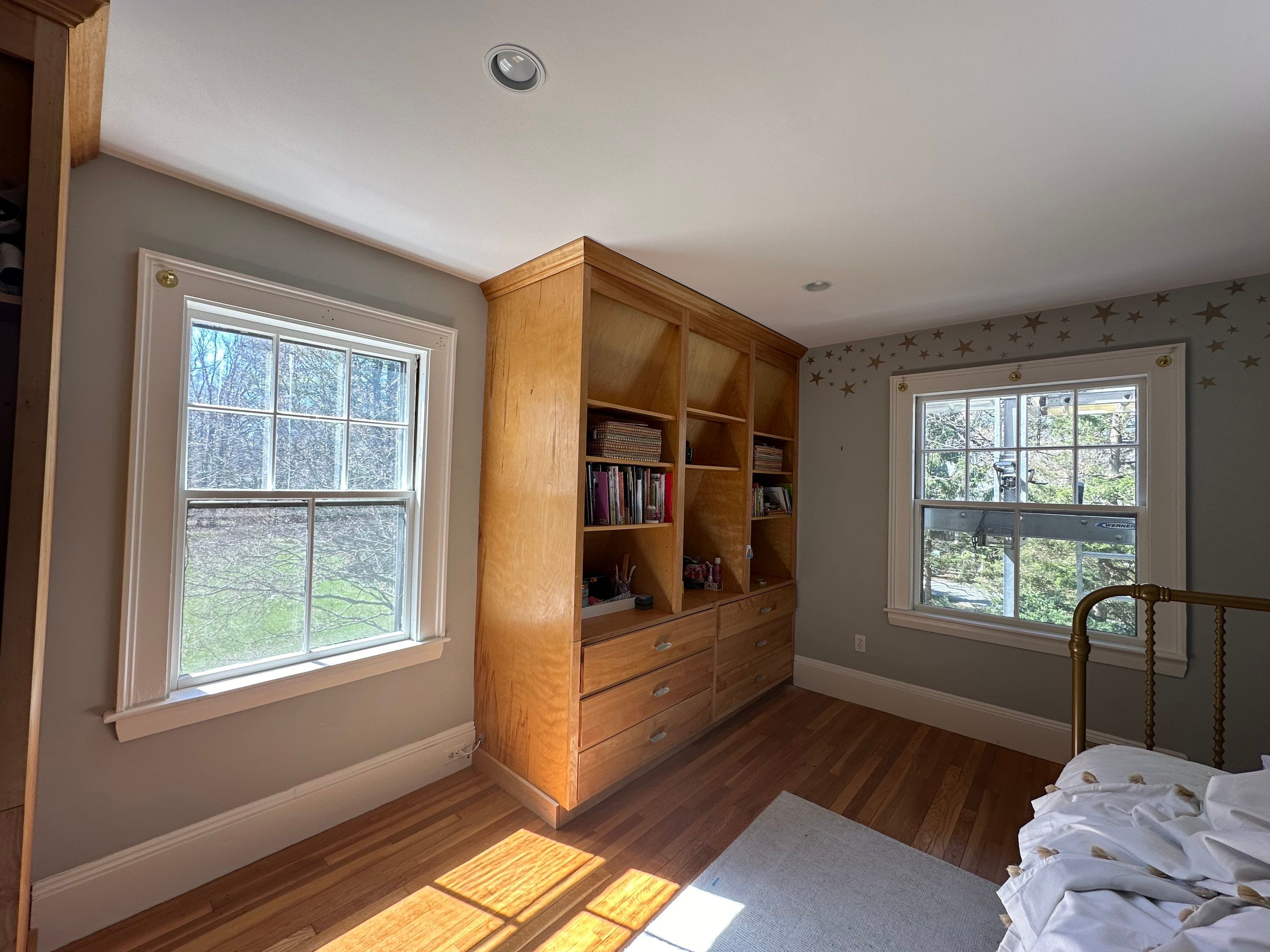 White cedar shingles and windows in Wayland, MA by UBrothers Construction
