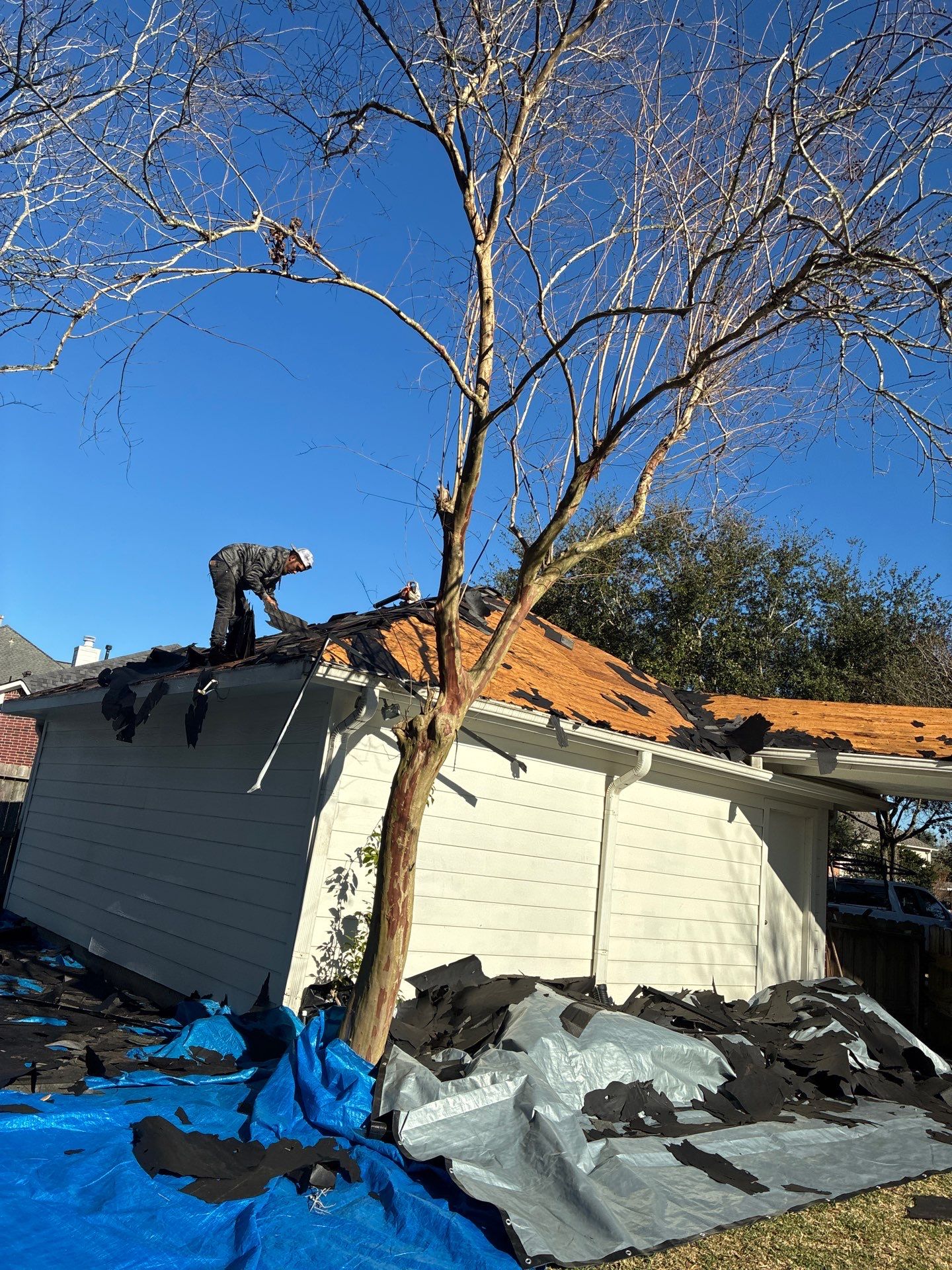 Roof Replacement in The Forest of Friendswood, Friendswood TX by Roof Repair Company