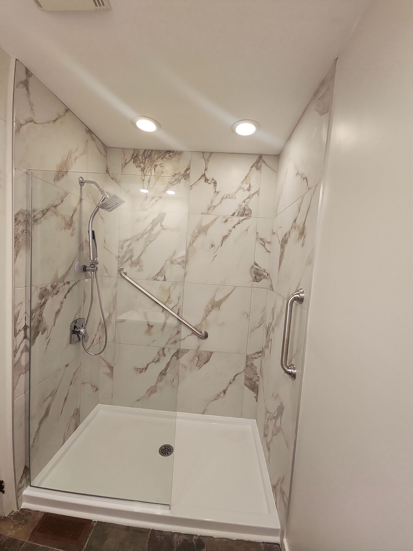Family Bathroom remodel by Eco-Nature Construction Inc.