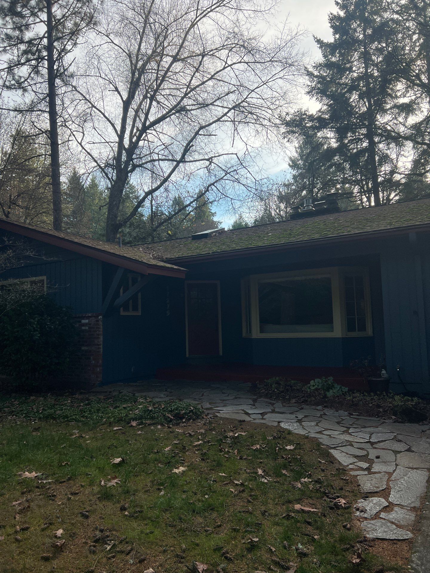 House cleaning in Lake Oswego by Cloud 9 Professional Cleaning Services