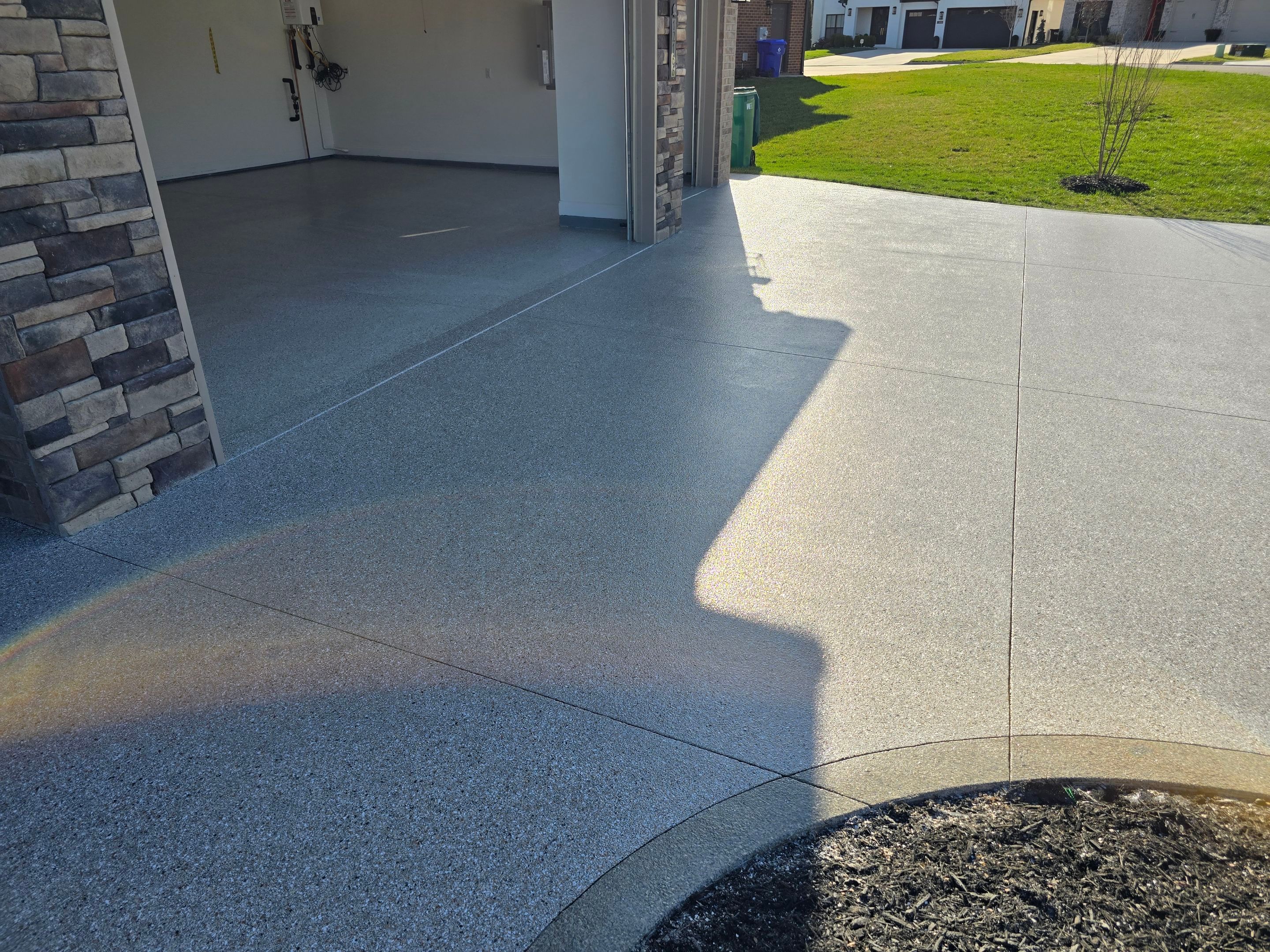 Driveway Using Claystone & Trail Mix Match by Elite Floor Solutions