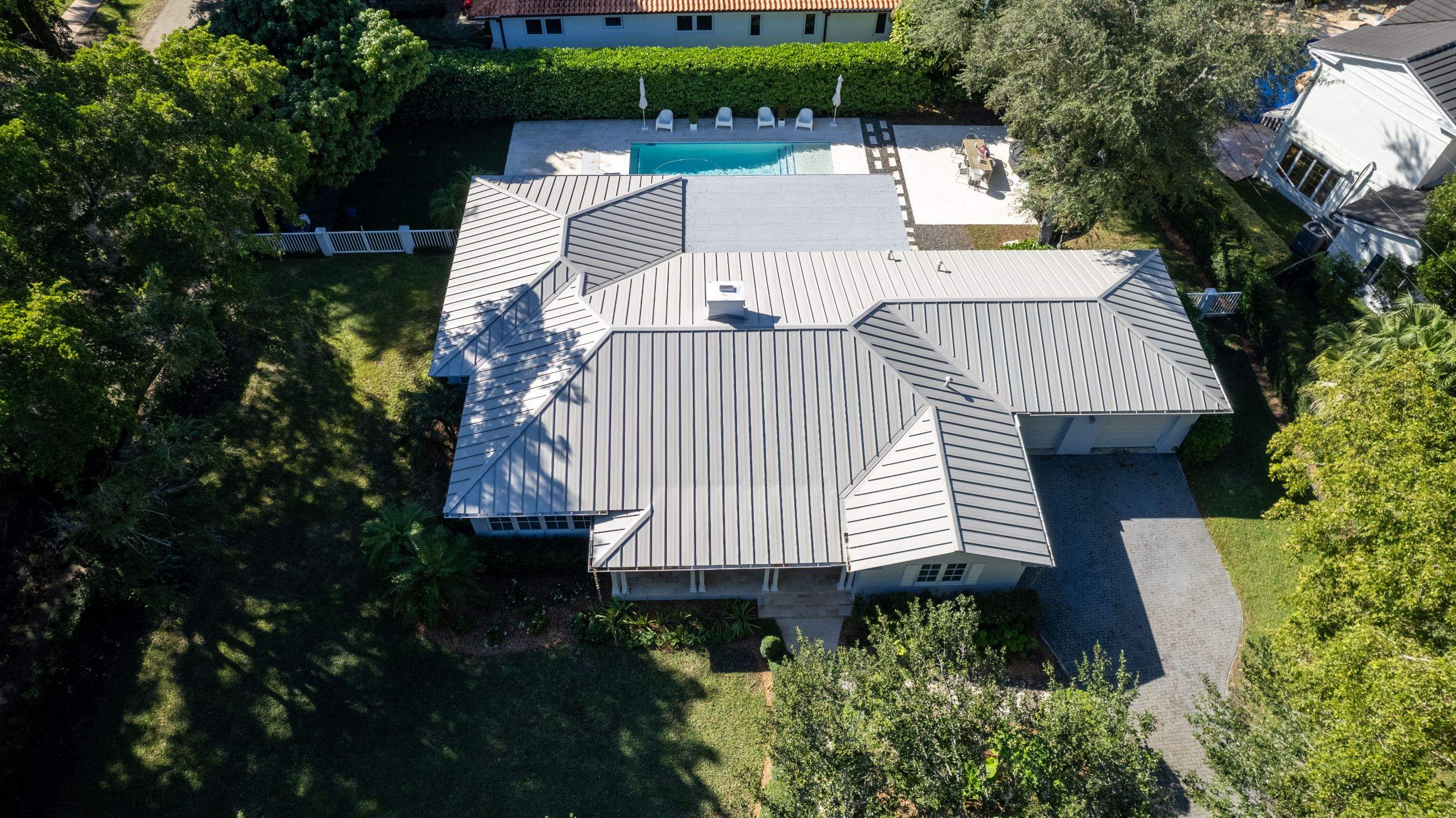 Metal Roof - Galvalume - Ash Gray by Istueta Roofing