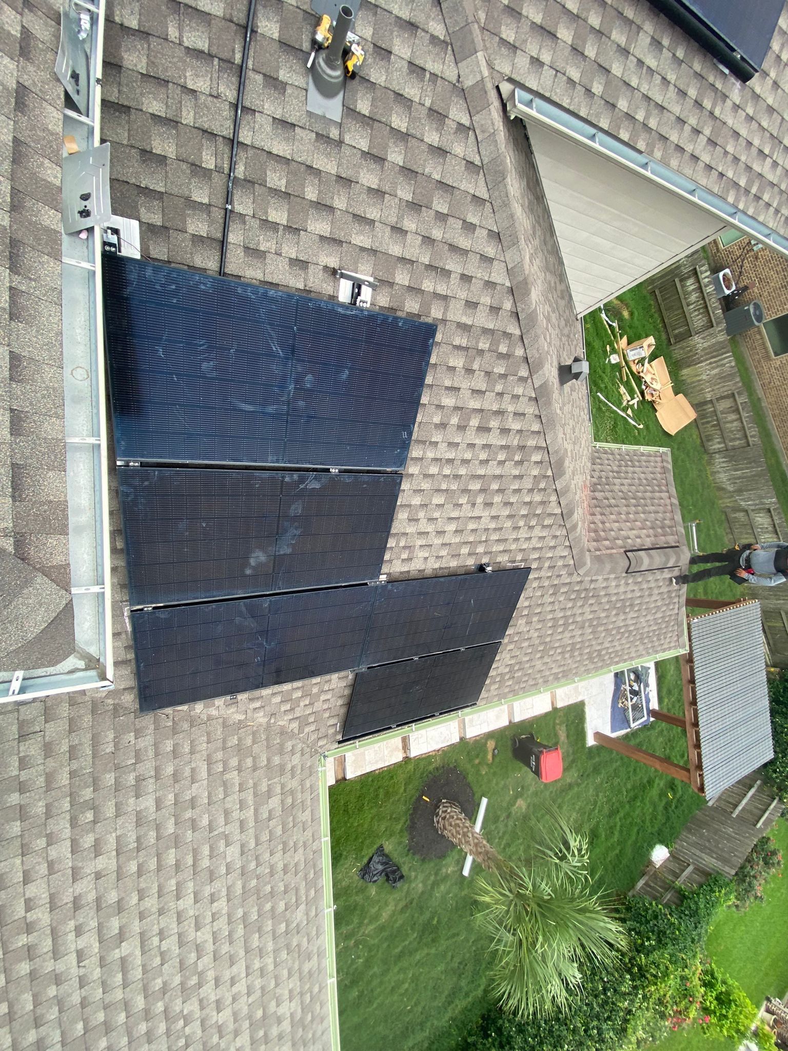 D&R In SugarLand Tx  by Sunaura Solar