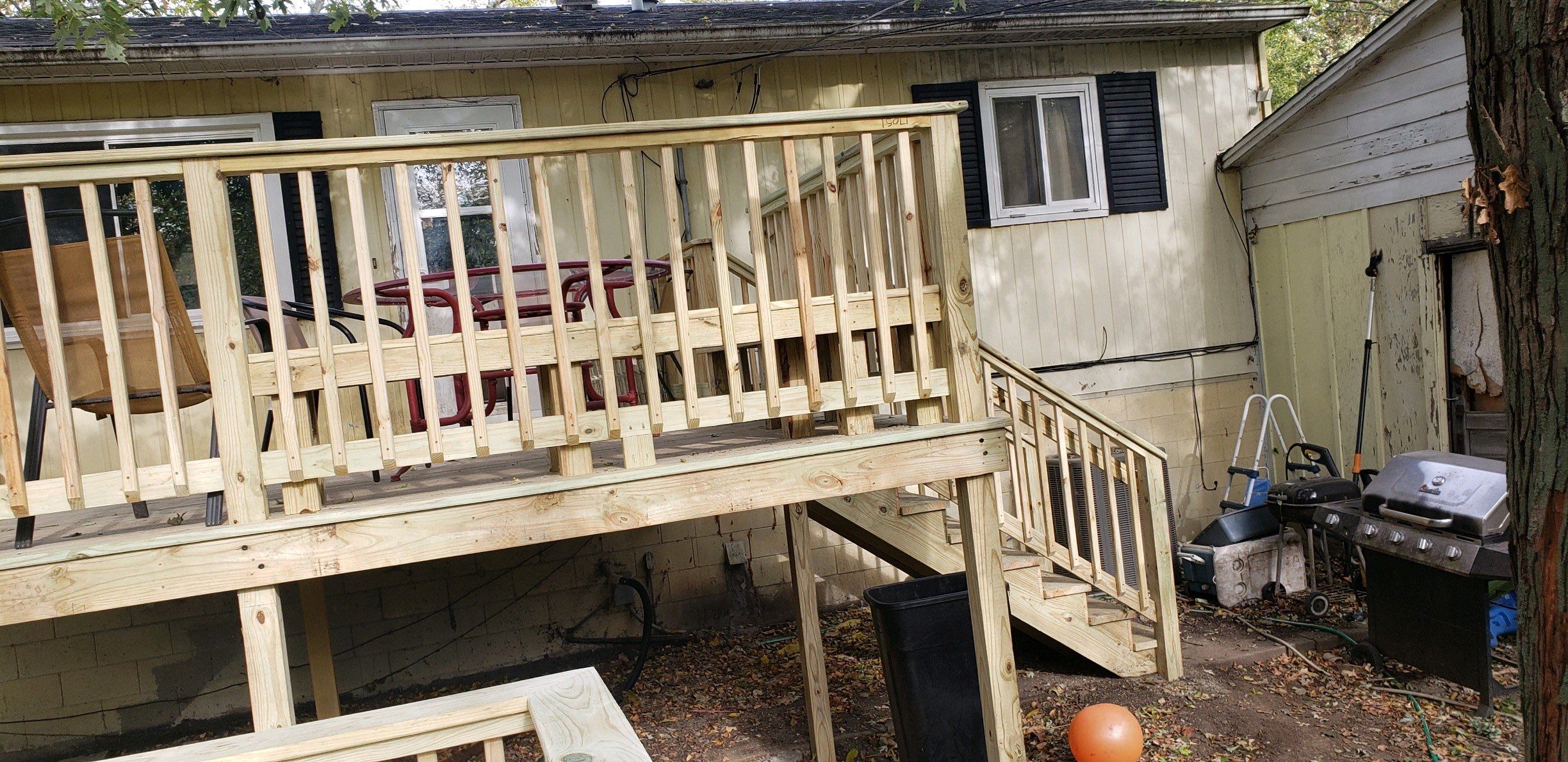 wood deck using treated lumber by Kraz Construction