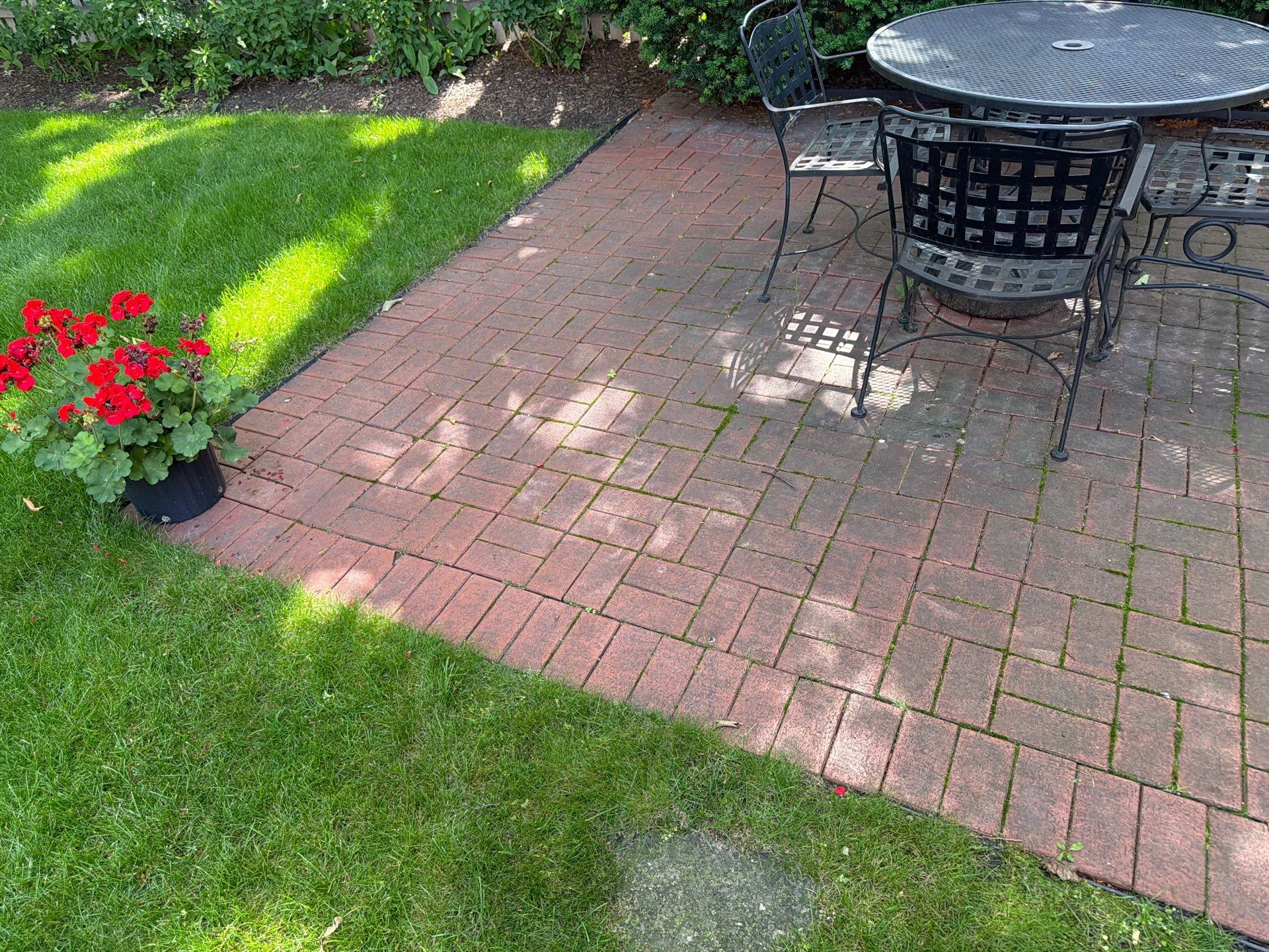 Brick Paver cleaning, sanding, seal by Northern Power Washing LLC.