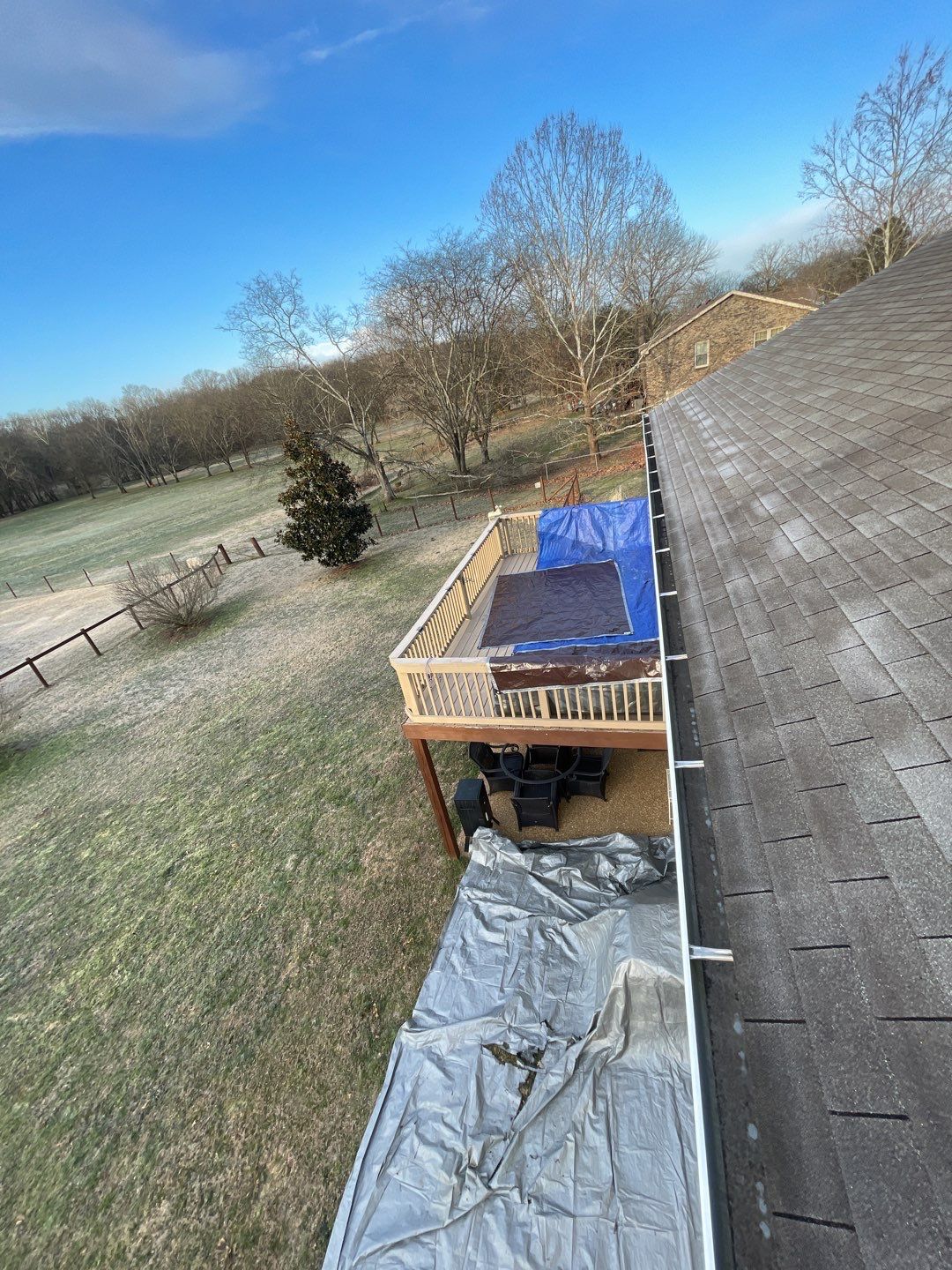 Residential Roofing Installation using Owens Corning Oakridge Roofing System by Undersun Roofing 