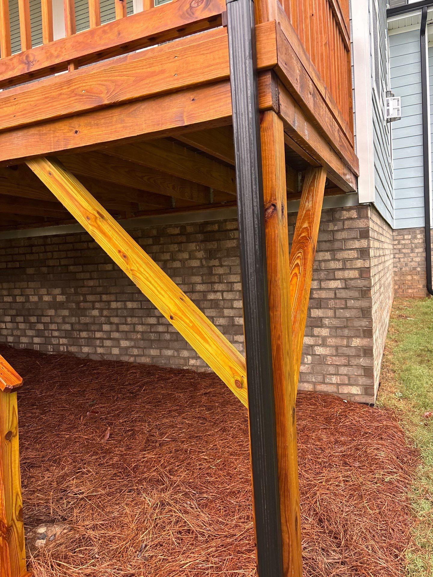 Wood Deck using Wood Sealant by DuraSeal