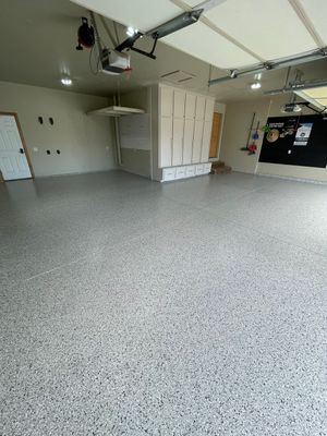 Cabin FEver Flake Garage Floor Coating Installation in Sioux Falls
