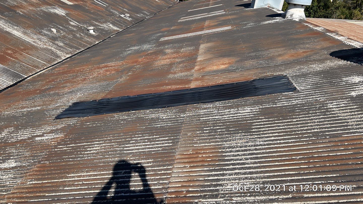 MR Roofing system using Conklin BenchPly system with PUMA top coat by Straight Edge Roofing Inc