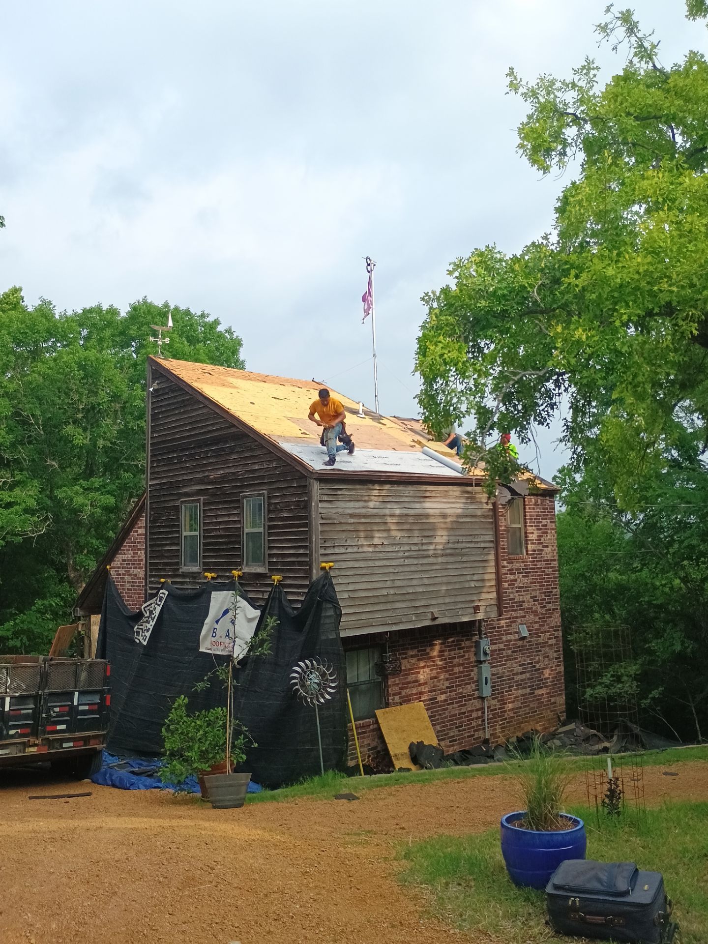 Roof Replacement for Multi-Level Home in Sulphur, Oklahoma by BANA Roofing and Solar Supply