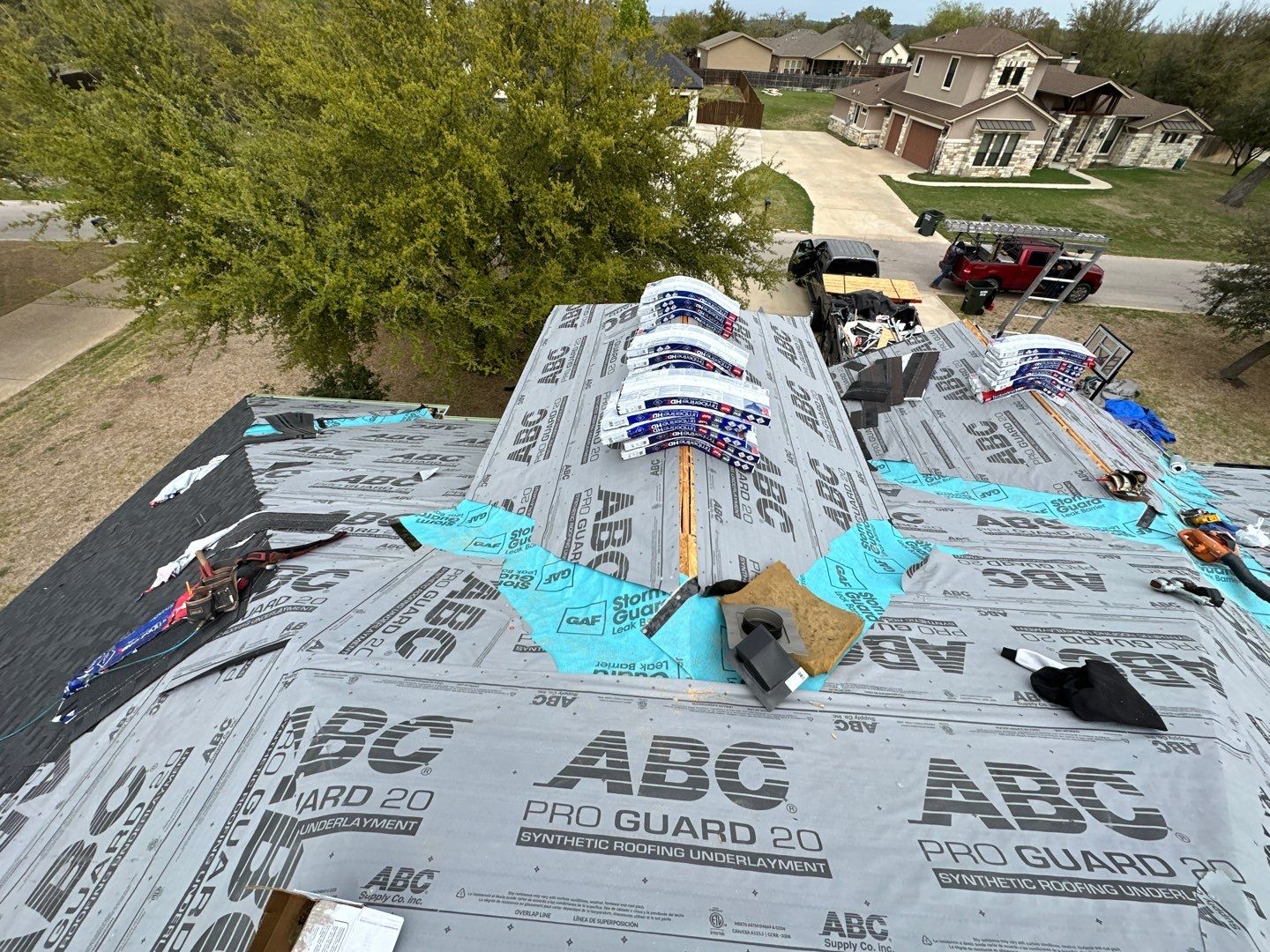 GAF HDZ - Charcoal by Elite Roofing LLC