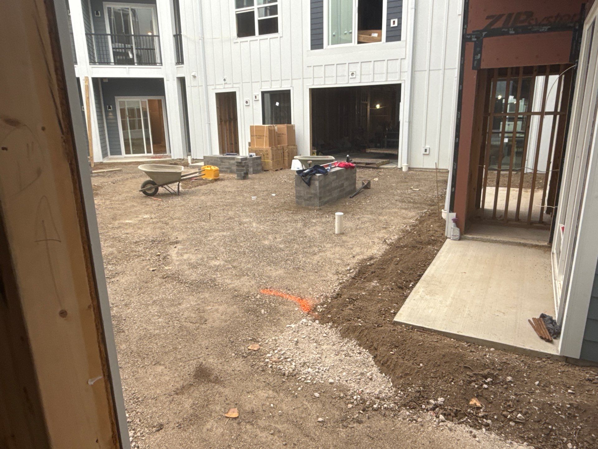 Multi-Unit Apartments Tiffany Flats Courtyard Turf by Southwest Greens Midwest