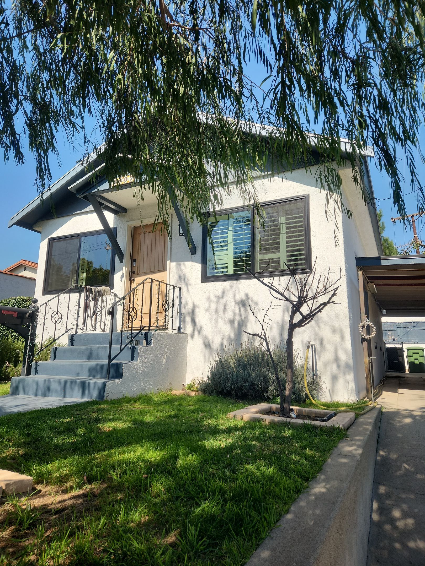 Window Installation using Vinyl Windows by American Window Company