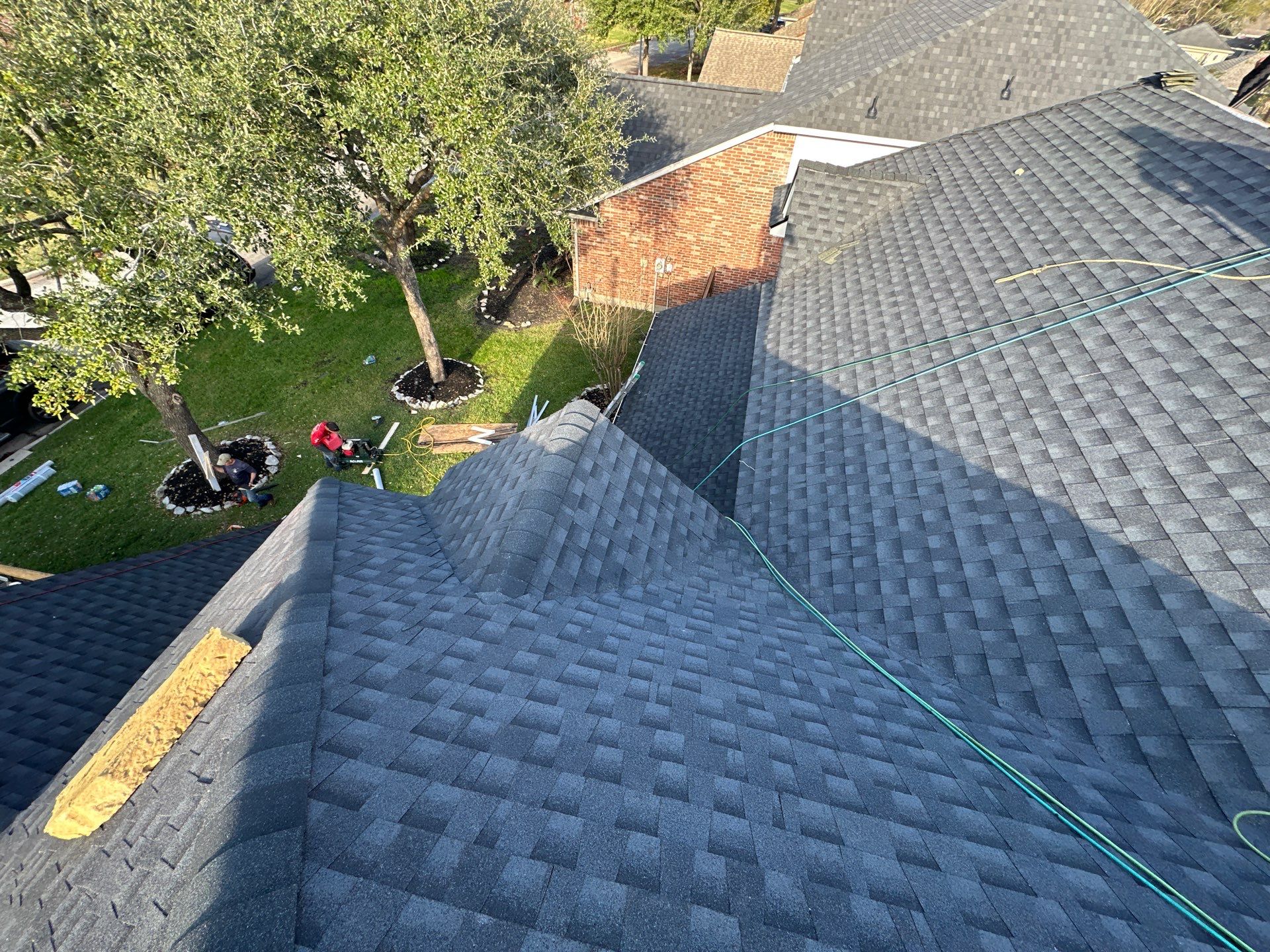 GAF HDZ CHARCOAL W/ PREMIUM RIDGE Z by Motion Roofing
