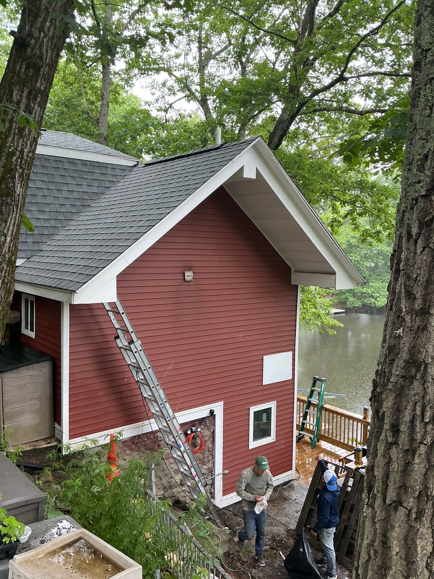 Leak Repair & Roof Wash – Groton, MA by Mighty Dog Roofing of Greater Middlesex County