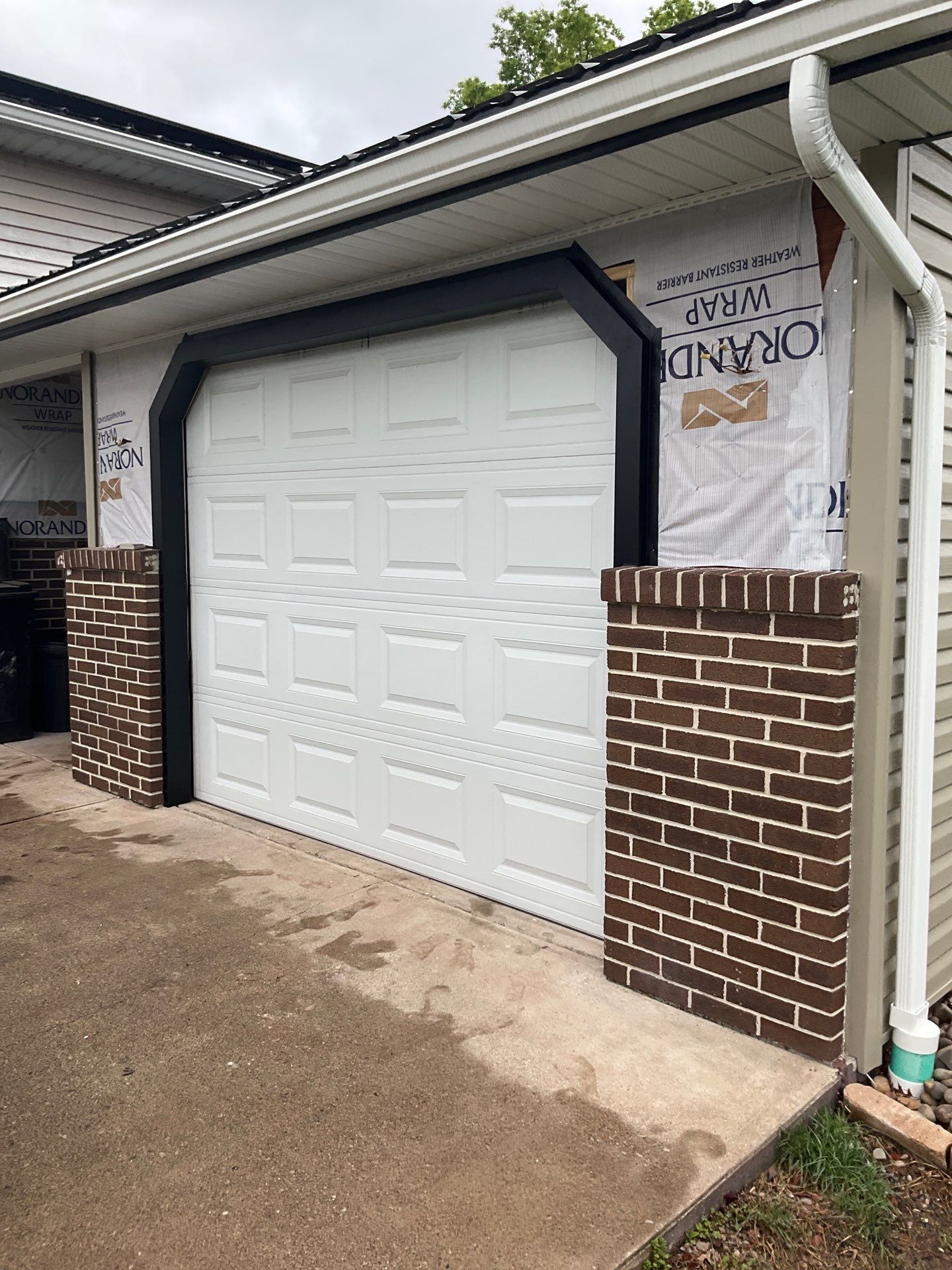 Comprehensive Exterior Siding Replacement and Door Upgrades in Elizabethville by Esh Builders
