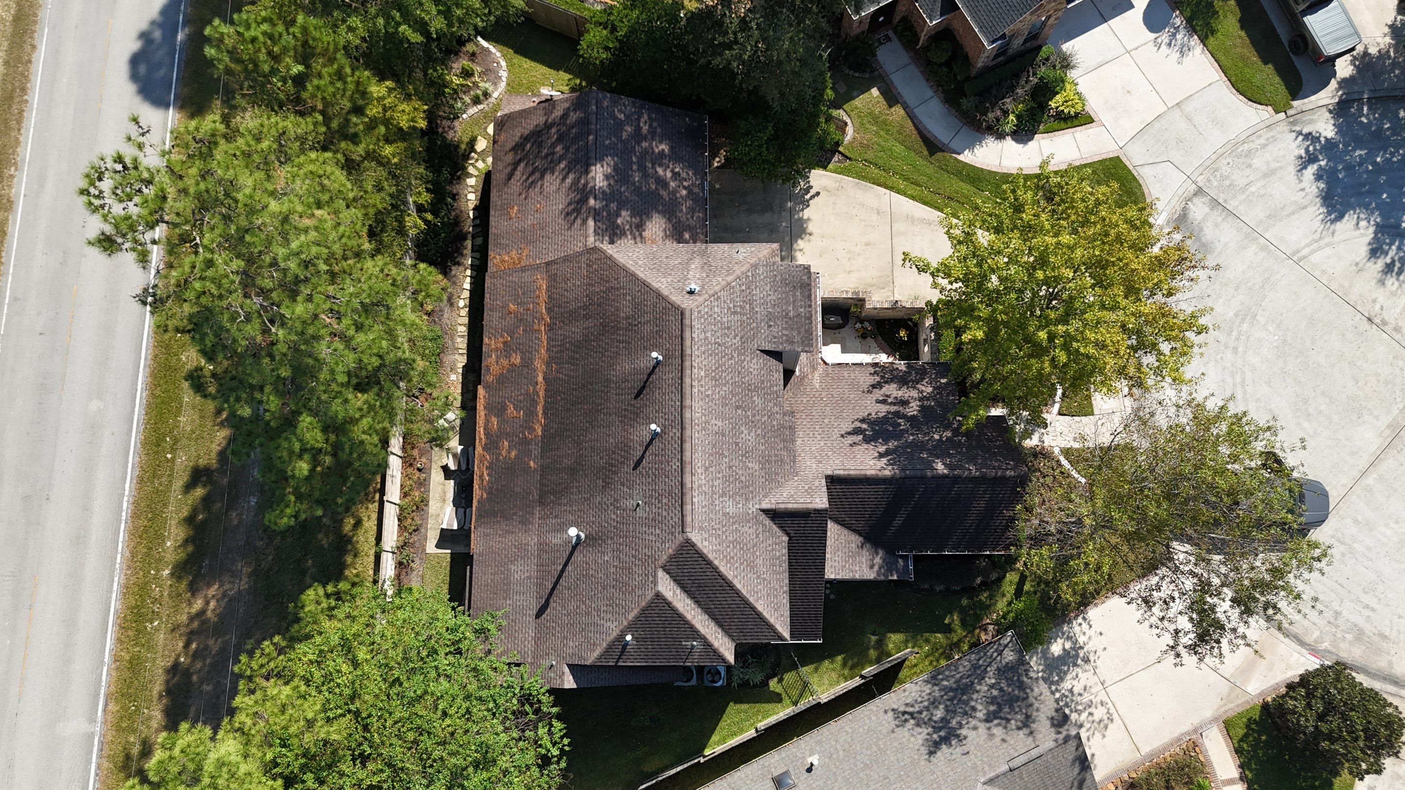 Kingwood Roof Installation using Atlas Pinnacle Pristine by Modern BYLT Roofing & Construction
