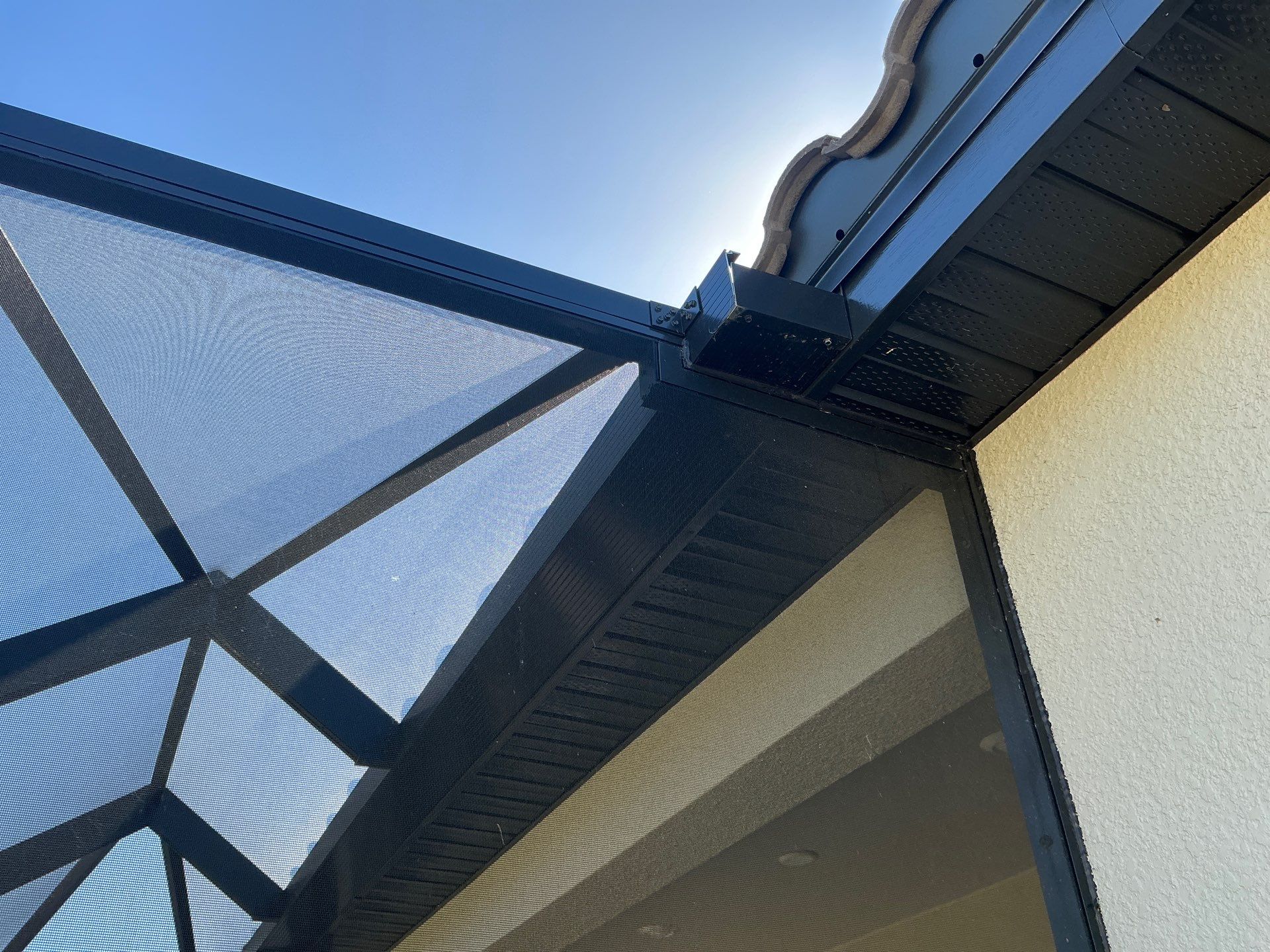7-Inch Box Gutters for Homes in Bradenton FL by Gutter Professors