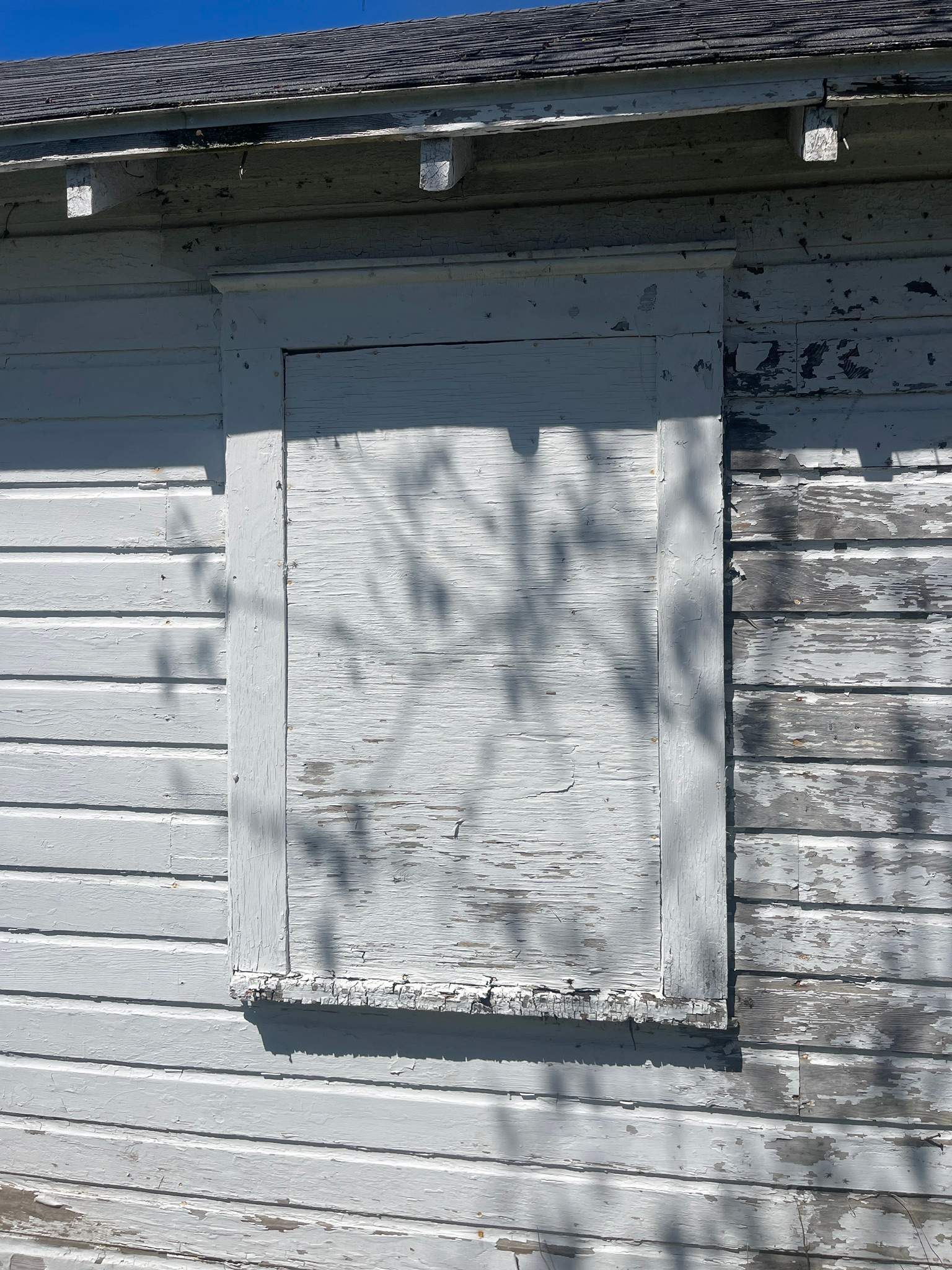 Siding Installation using CertainTeed Mainstreet Vinyl Siding - Savannah Wicker by A Plus Exterior