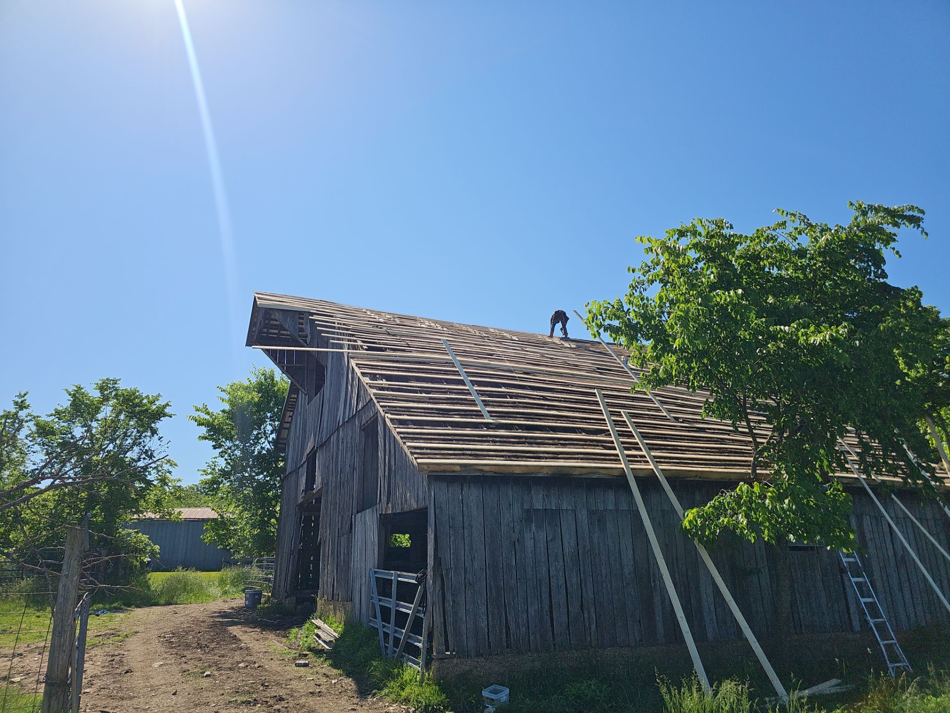 29 Gauge G-Rib Metal Roof Install - Color Evergreen  by Titan Commercial & Residential Roofing 