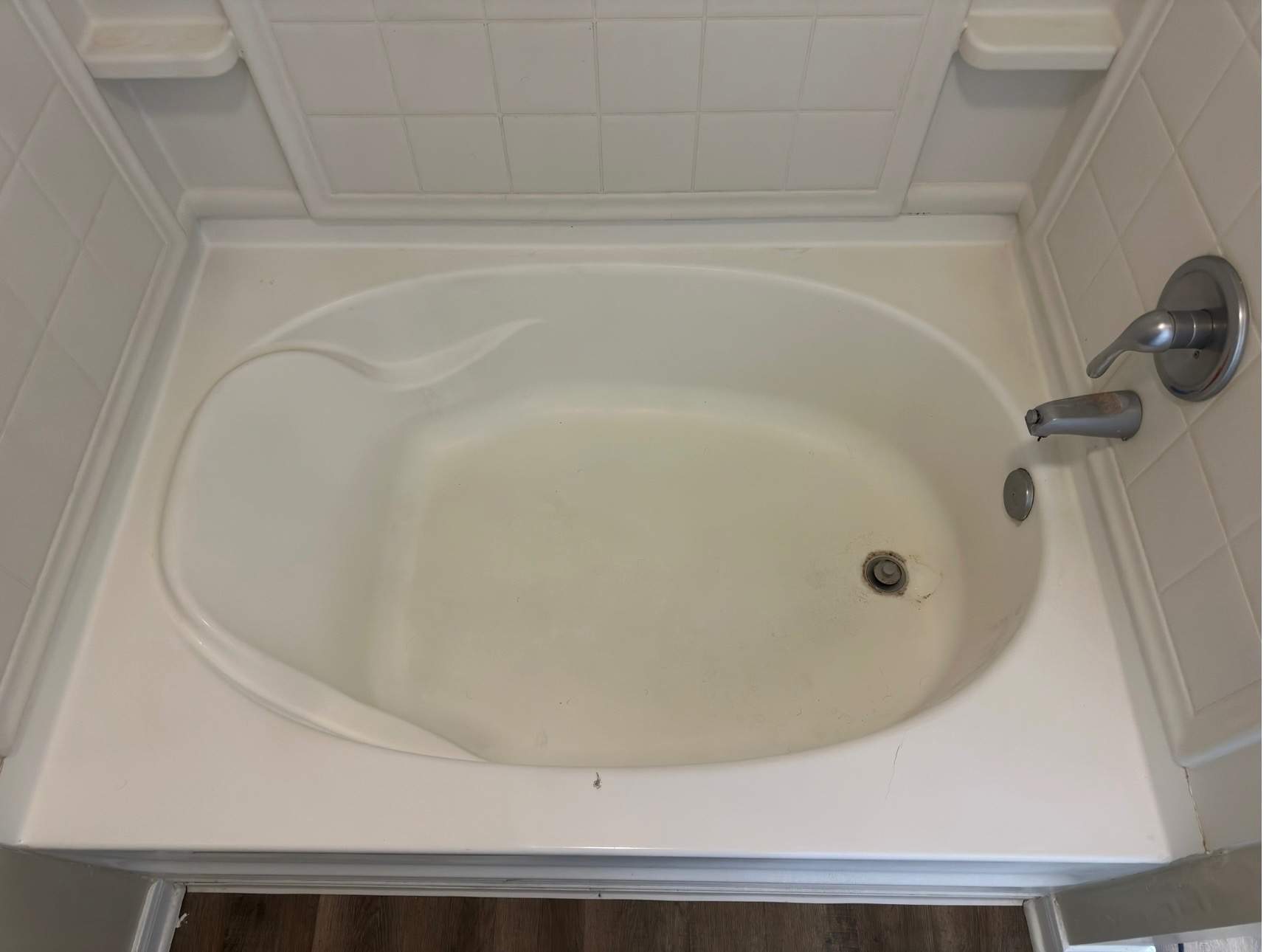 Bathtub Refinishing by Surface Experts - Cypress / North Katy