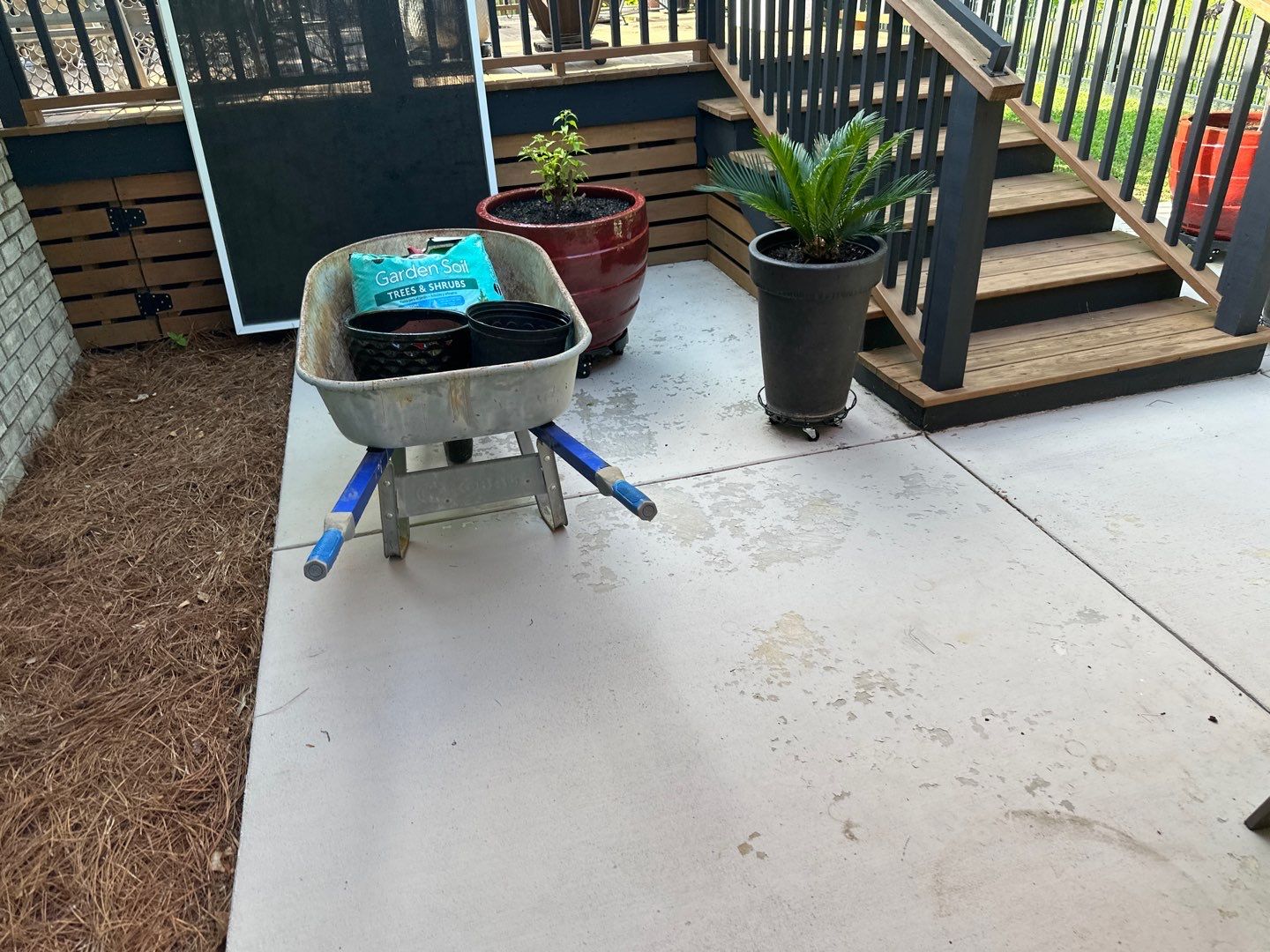 Concrete using AcryFin by DuraSeal