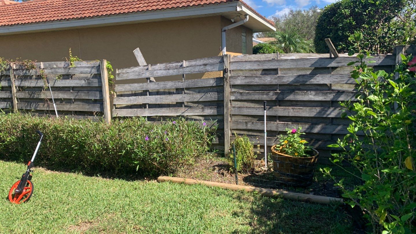 Wood Fence Installation using Shadowbox Wood Fence by Asap fence and gates, LLC