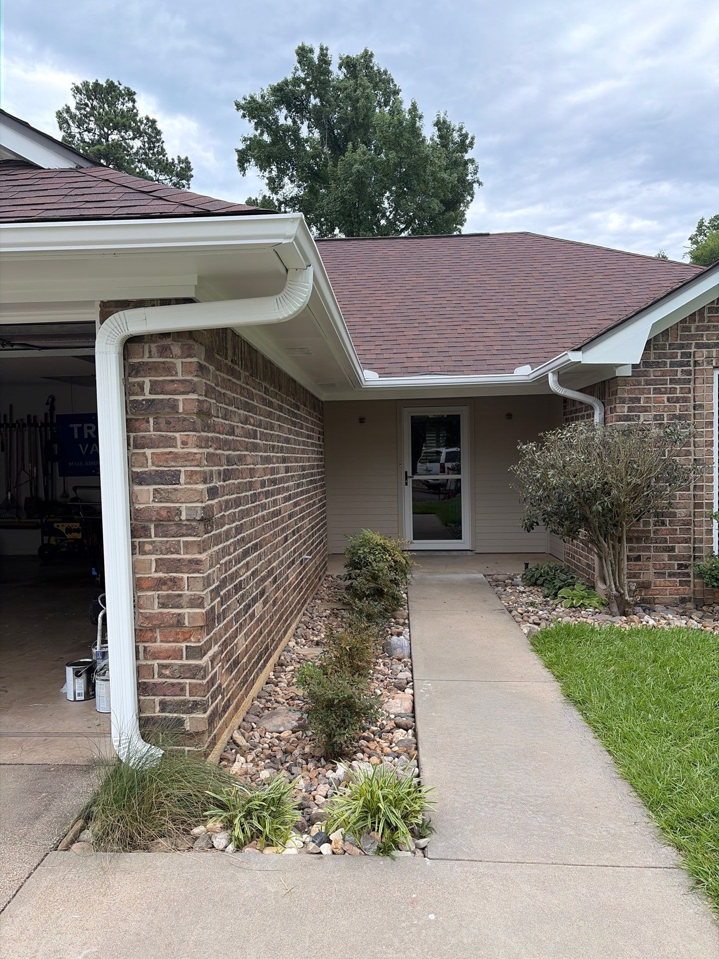 One Longview Home, Plenty of Fresh Finishes by Quality Coats Painting