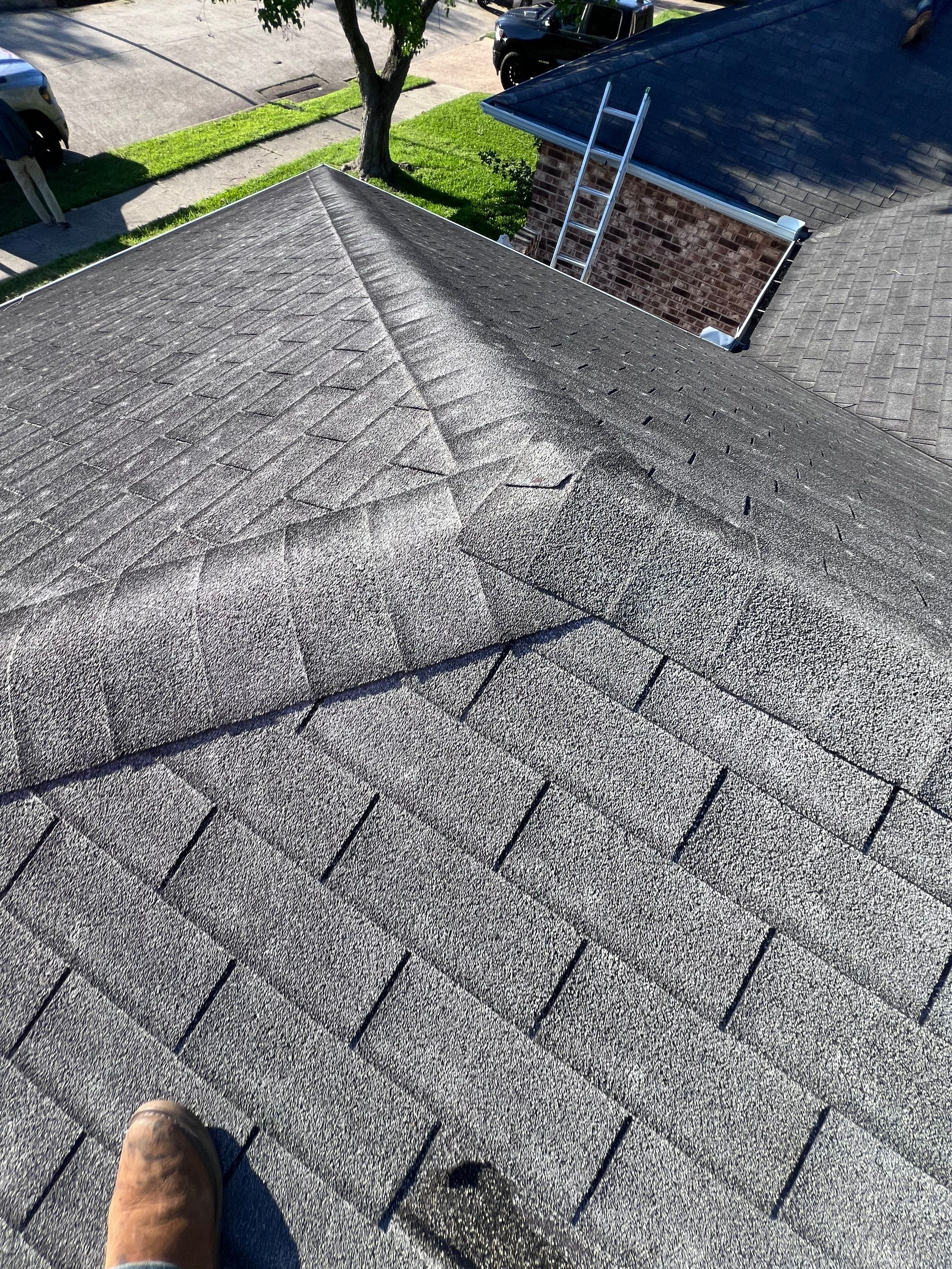 Residential Roofing Installation using Owen's Corning Duration (Lifetime) Shingles by Roof Repair Company