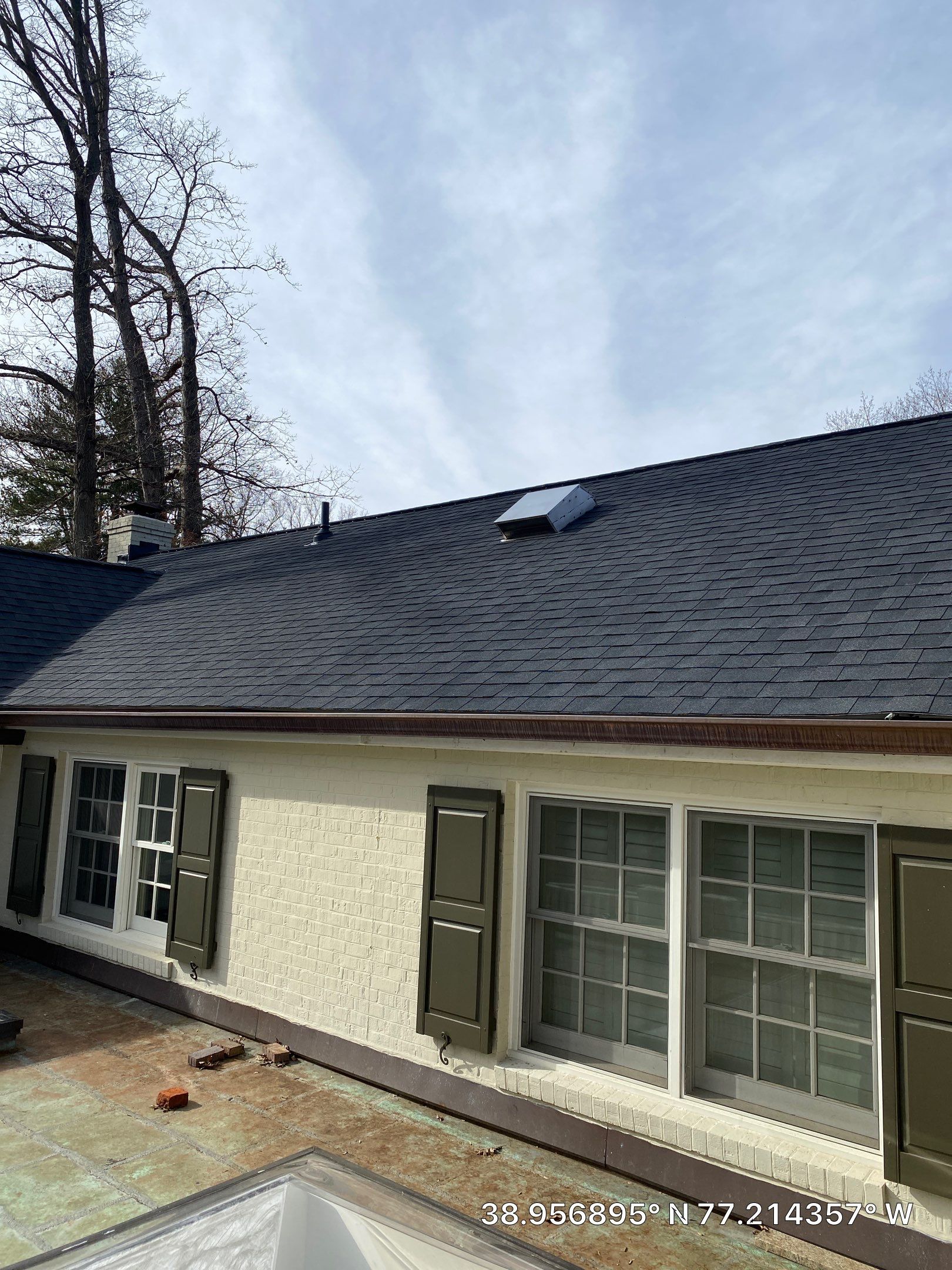 McLean: Certainteed Landmark Pro Designer Shingles in Max Def Charcoal Black by RM Banning, Inc.