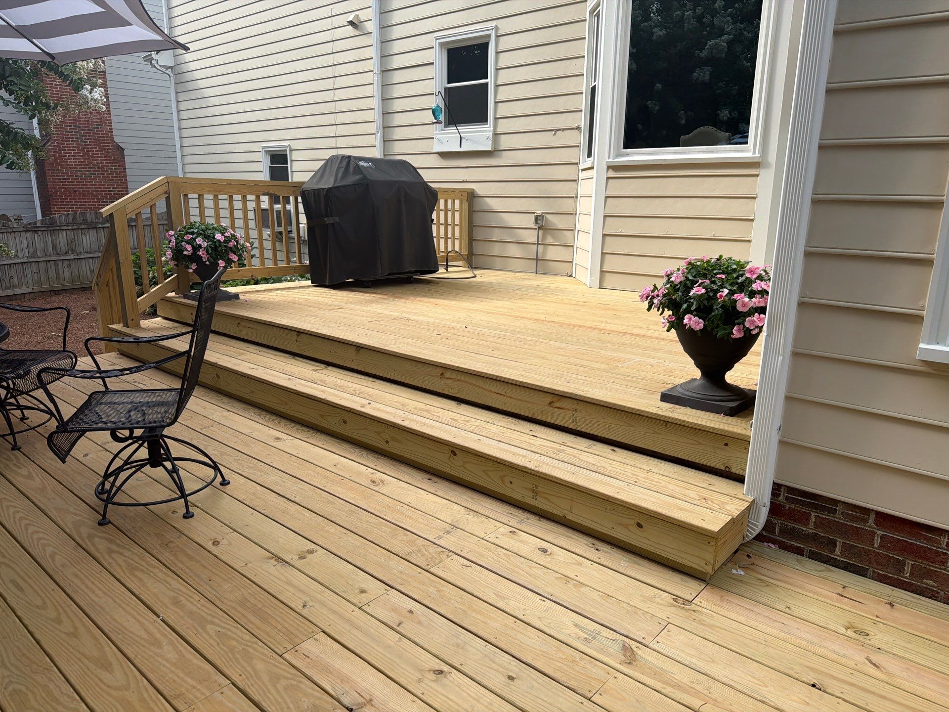 Deck using Wood Sealant by DuraSeal