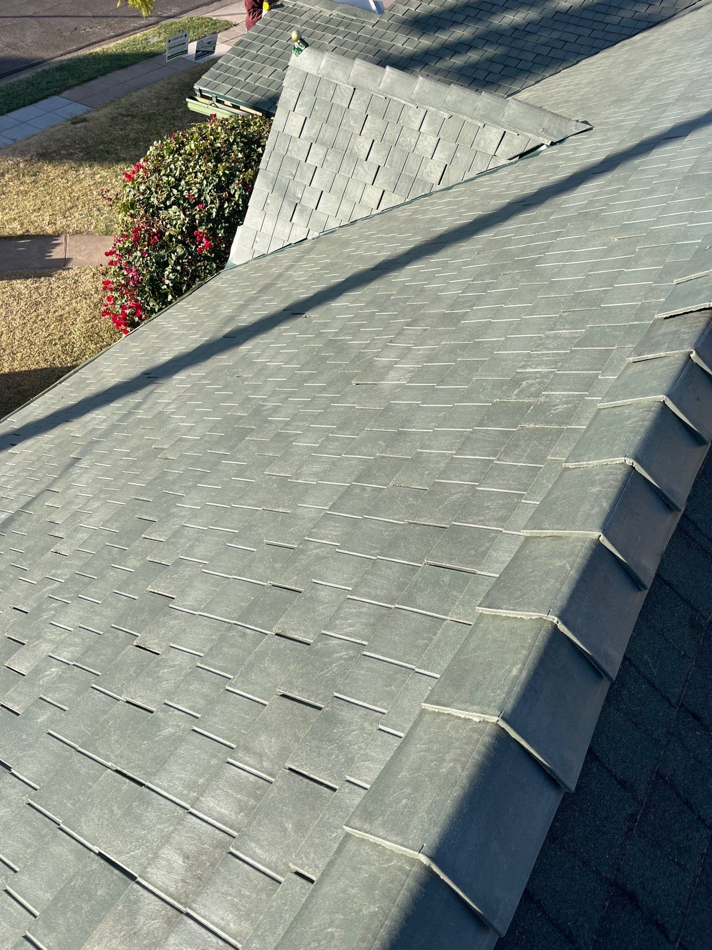 Slate Grey Enviroshake Tile by Reimagine Roofing