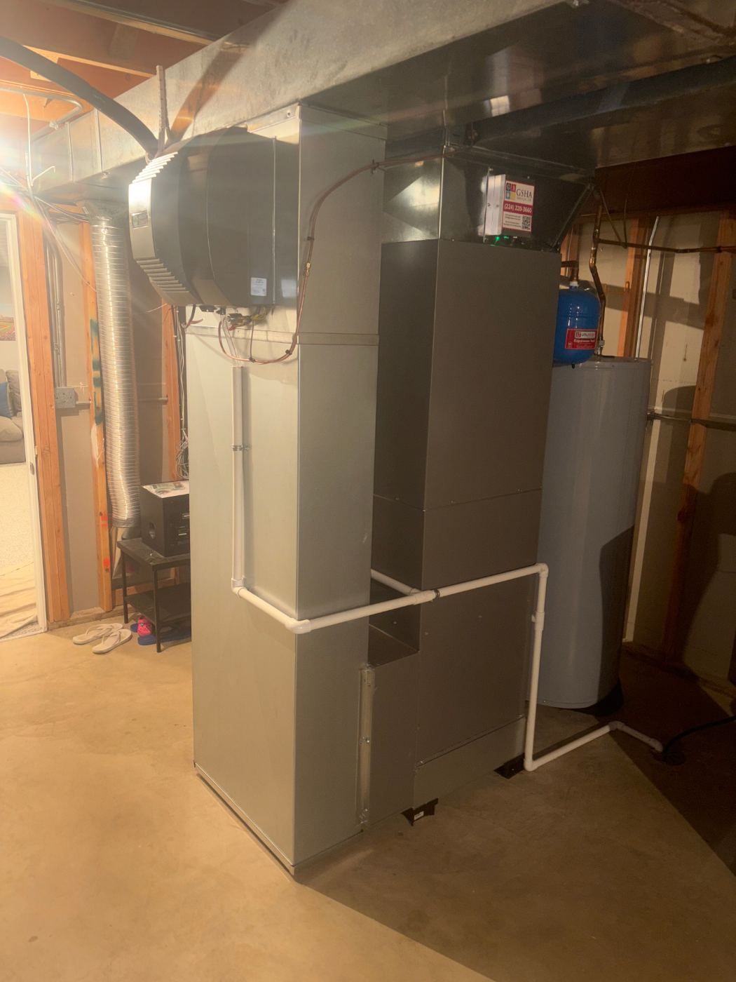 Lennox Elite EL297V Furnace & EL18KCV Air Conditioner Installation with Duct Cleaning – Algonquin, IL | GSHA Services, LTD by GSHA Services LTD