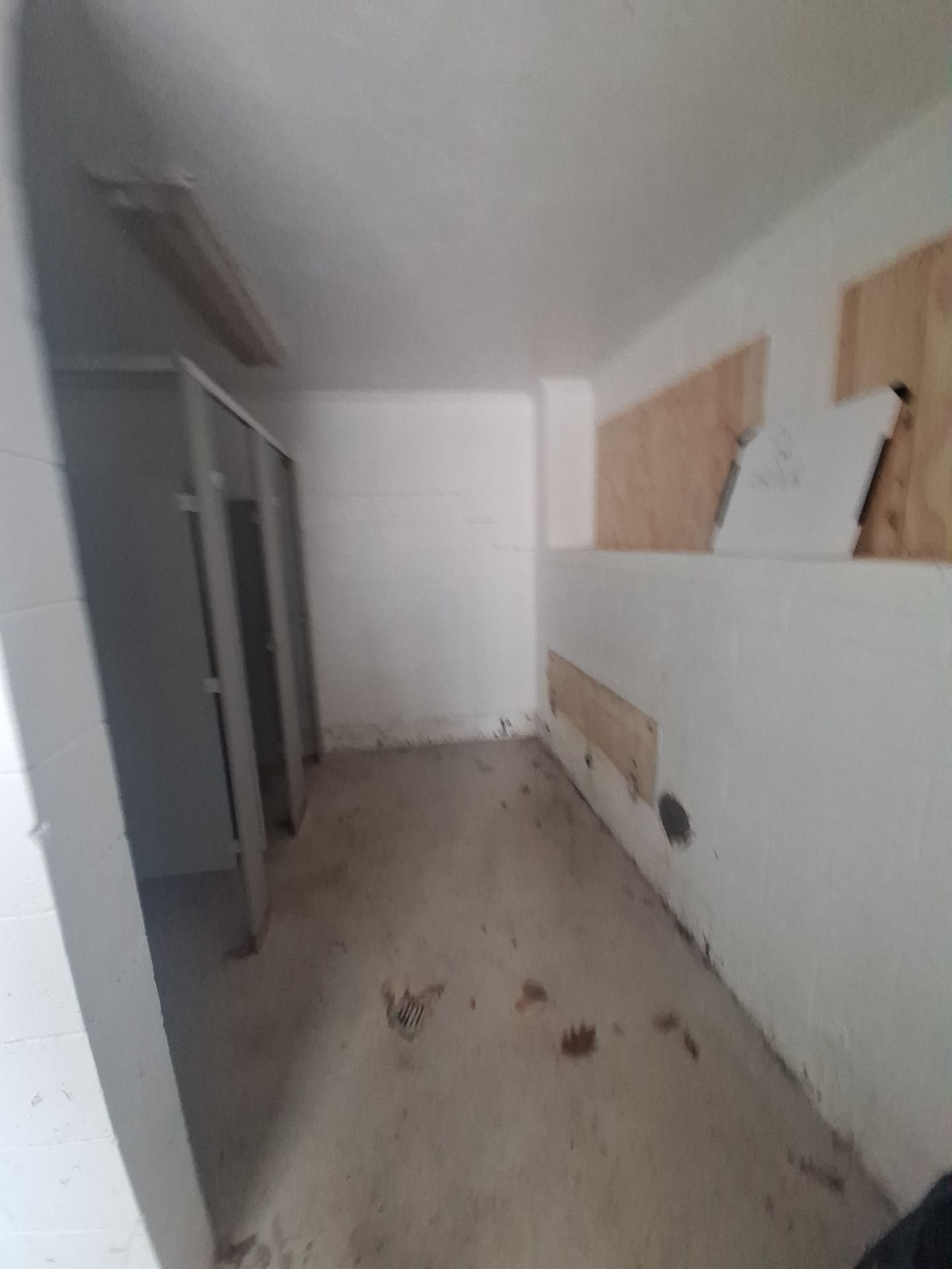 Bathroom Repaint & Epoxy Floor coating by Gordon Painting