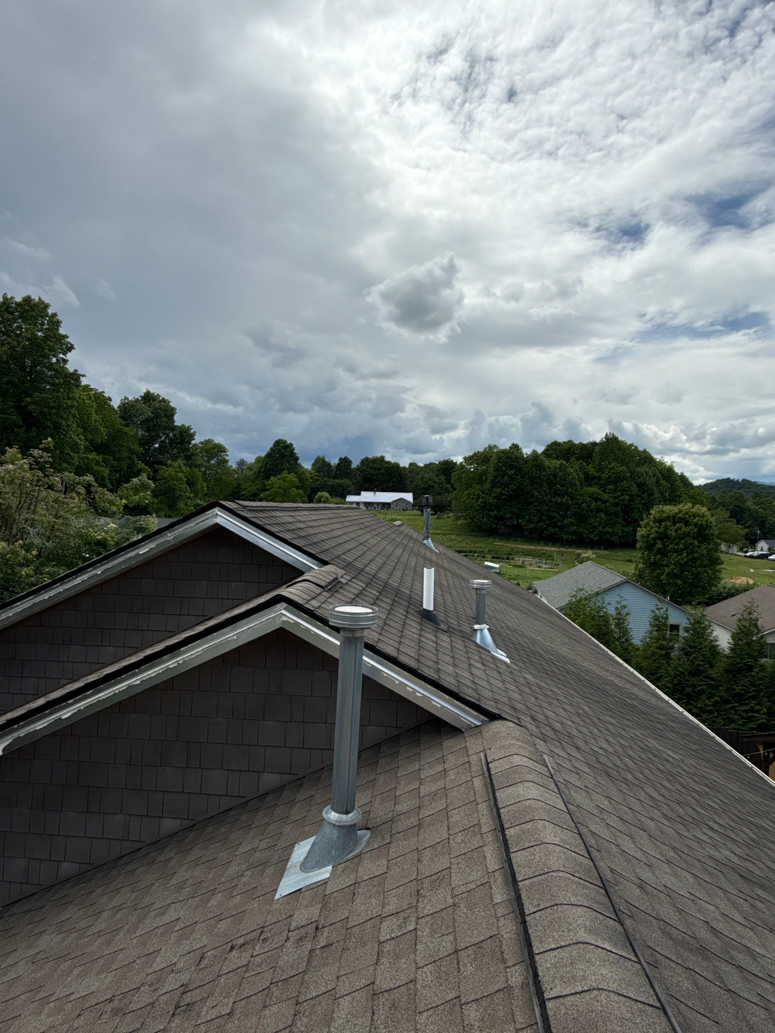 Residential Roof Rejuvenation and Solar Panel Cleaning in Etowah by Bright Home Connections