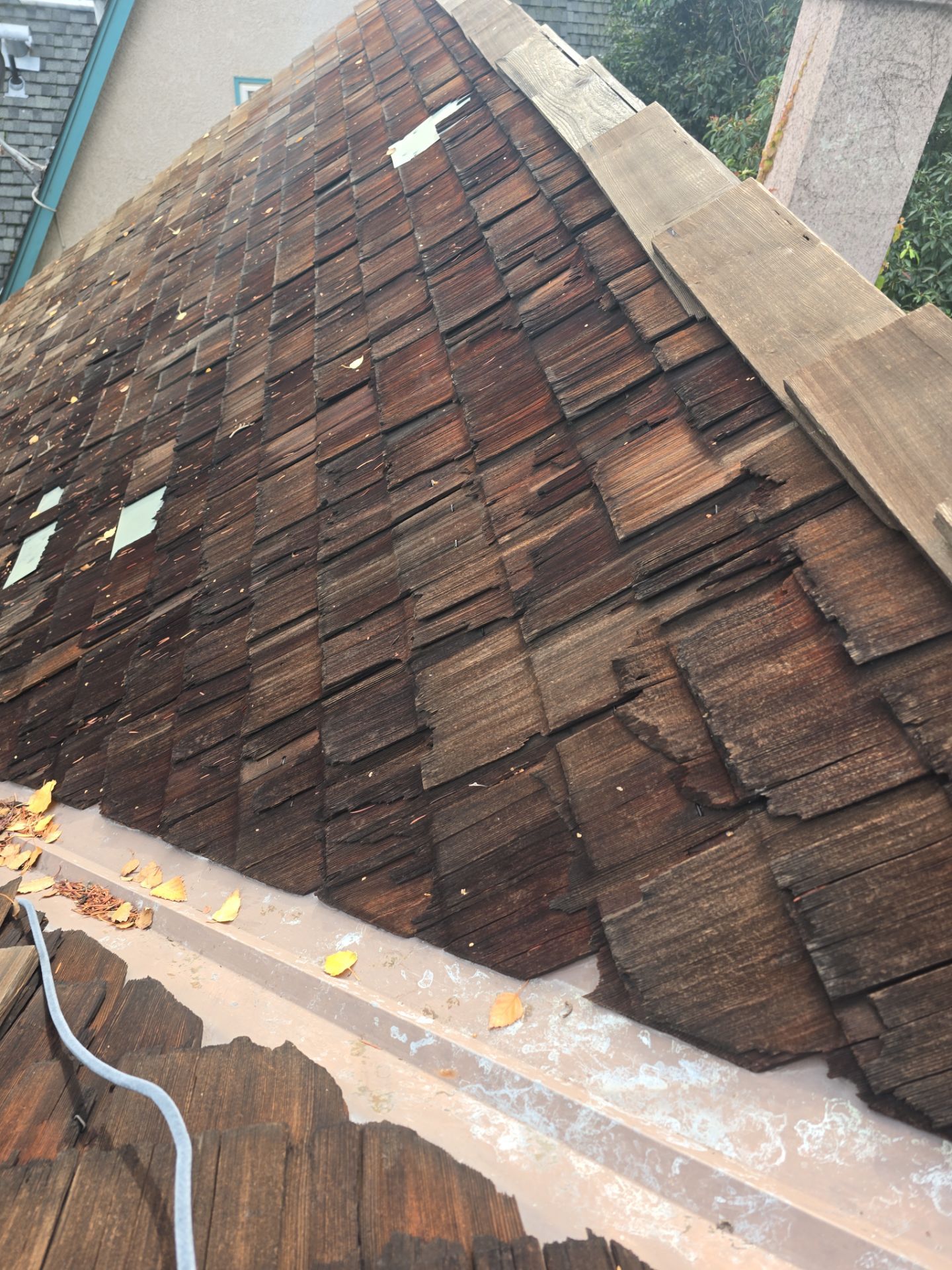 Shake Roof Repair in Sacramento-CA by Grandmark Service Company