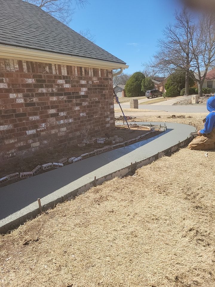 Concrete sidewalk using Concrete by Clays Services Inc