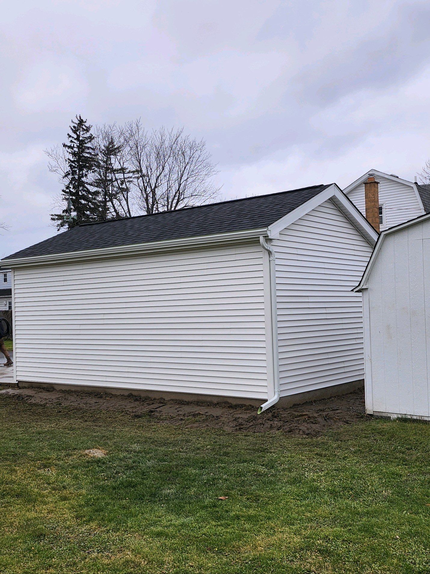 Garage by Ivy Lea Construction