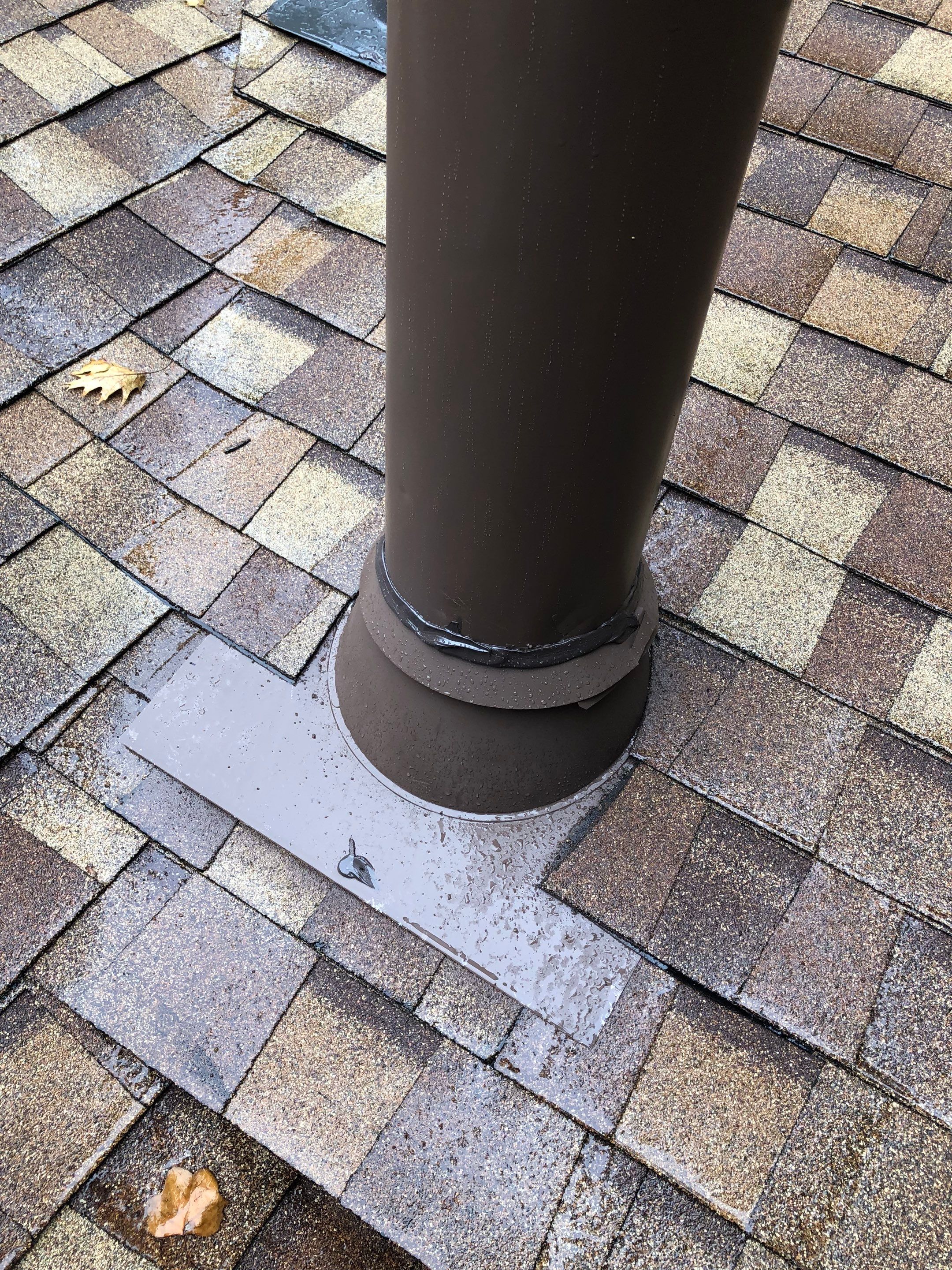 Fairfax Station: CertainTeed Landmark Pro Designer Shingles in Max Def Resawn Shake by RM Banning, Inc.