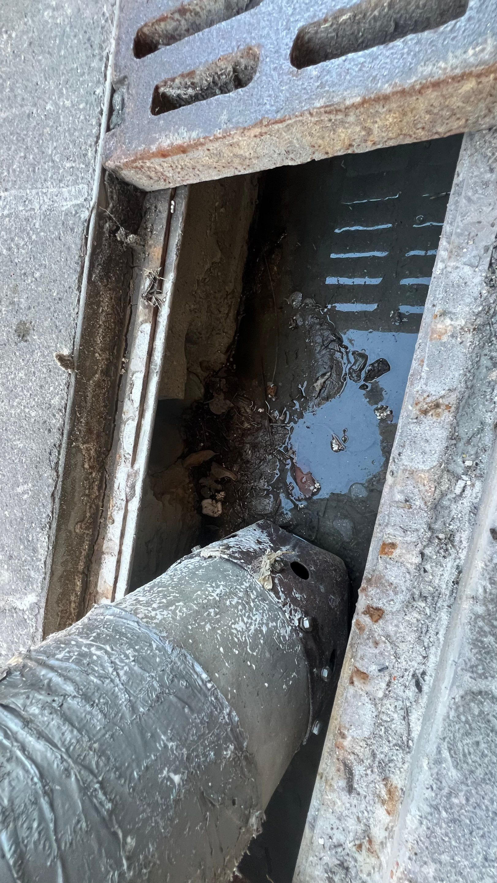 Naples Condo Complex Stormwater System Maintenance and Hurricane Cleanup by Don Mar, Inc. Storm Water Solutions