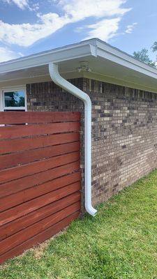 Seamless Gutter Installation Using 6-Inch White K-Style Seamless Gutters