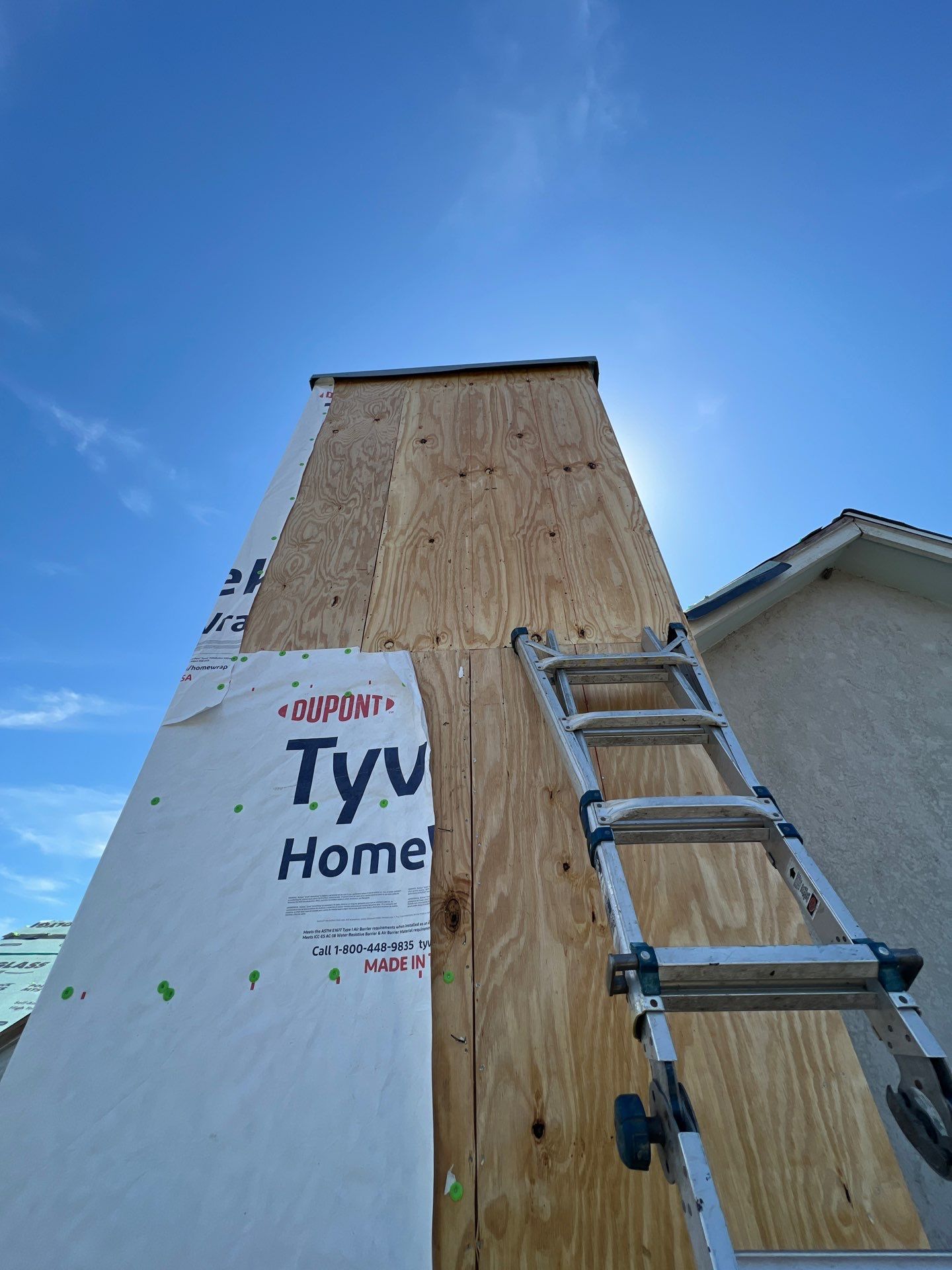 Long Horn Retreat by Bayfront Roofing and Construction