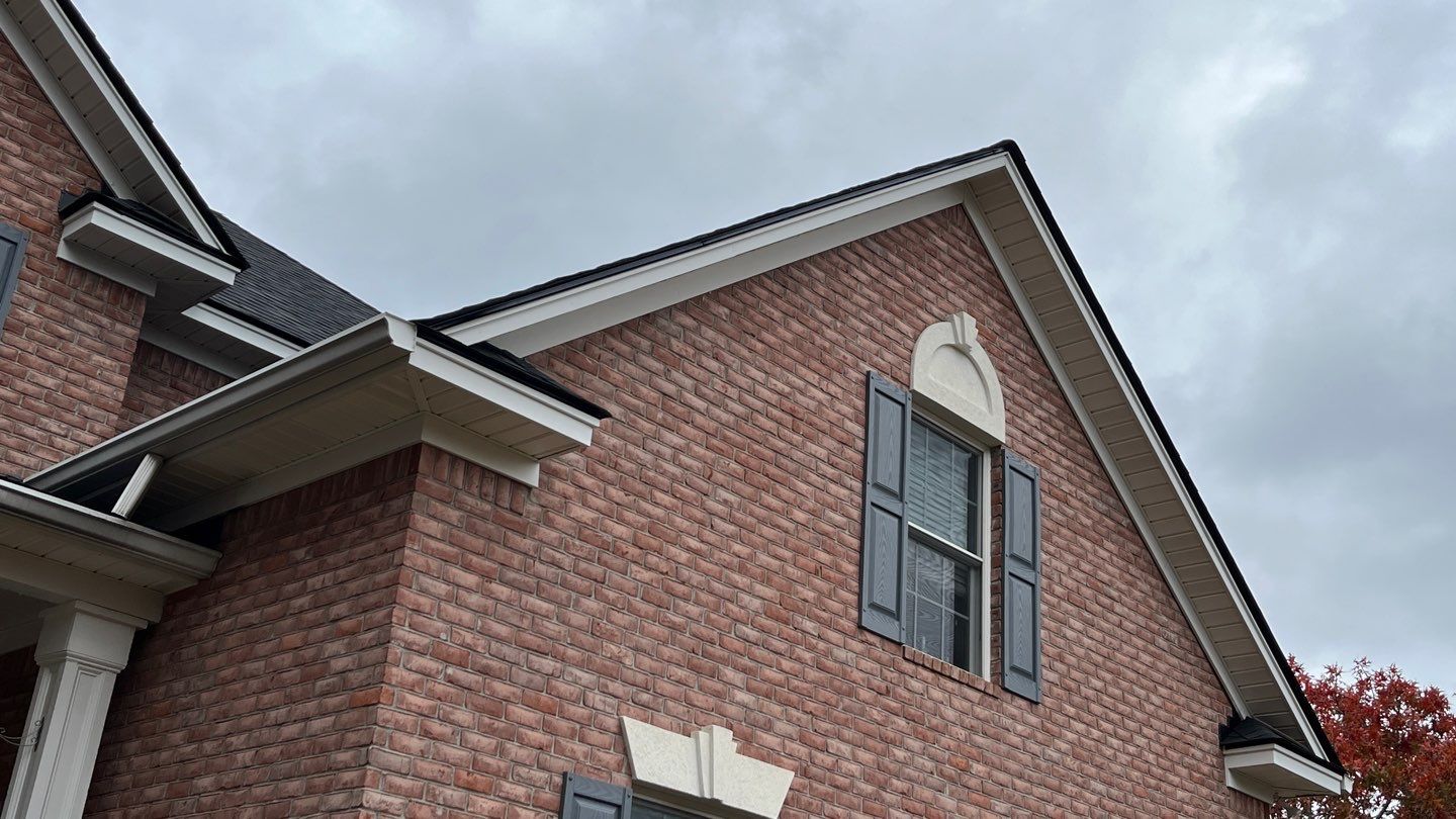 Roof Replacement using Owens Corning Oakridge Architectural Shingles by Midlands Roofing & Exteriors
